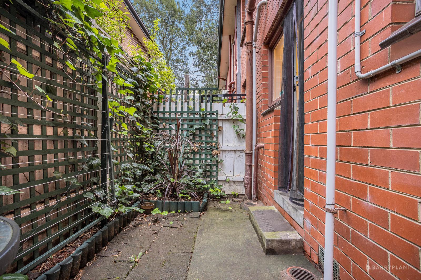 2/4 Woodlands Road, Heathmont, VIC 3135, Heathmont - Thumbnail 8