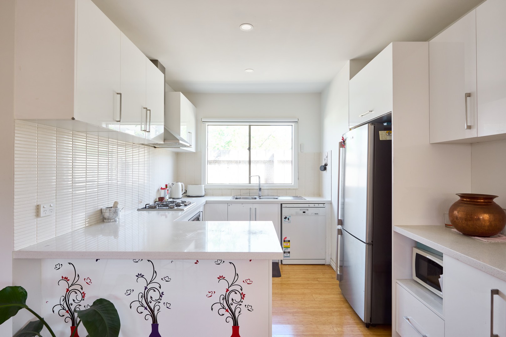 2/40 Amiel Street, Springvale, VIC 3171 - Thumbnail 2 - 12/03/2024