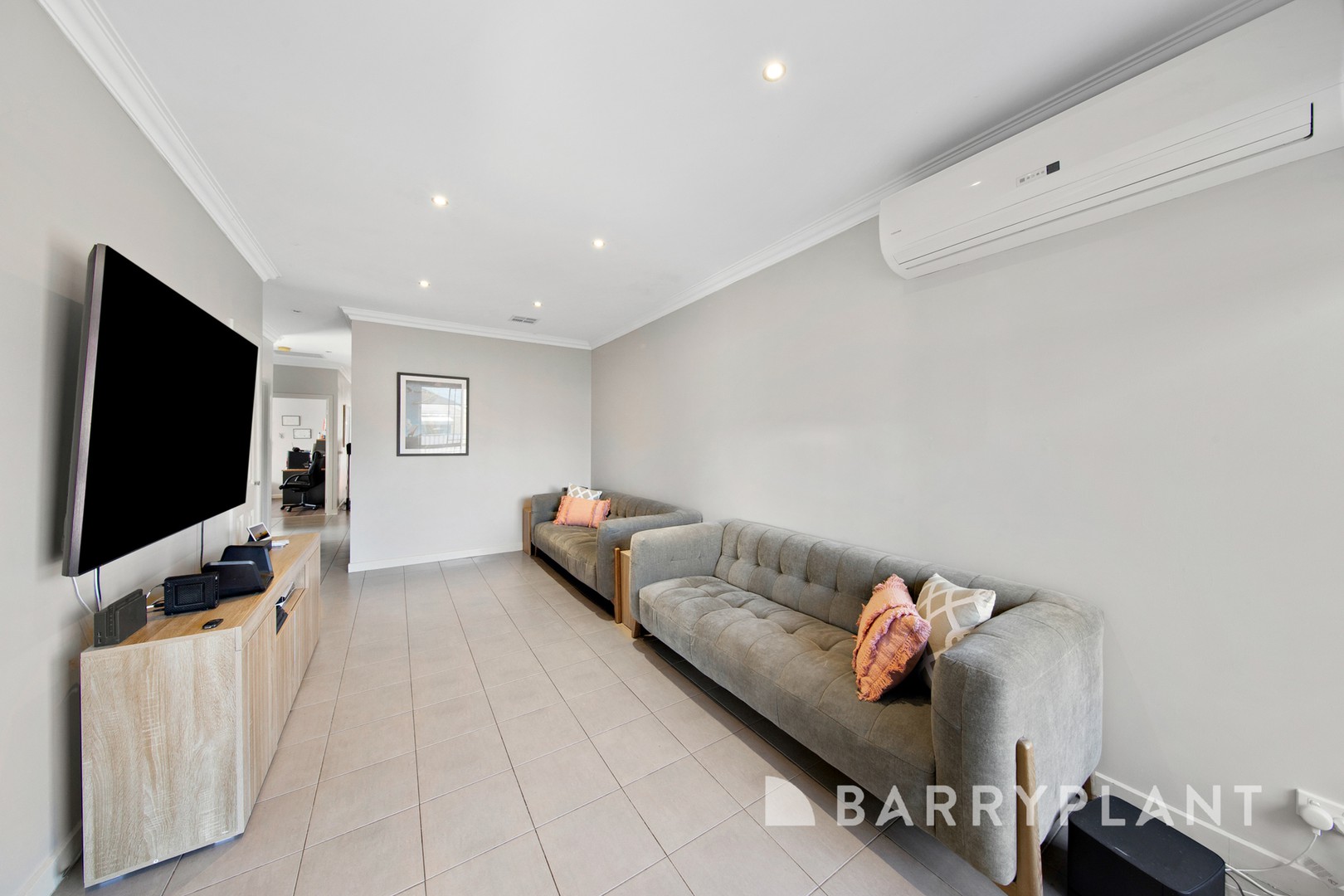 2/40 Douglas Avenue, St Albans, VIC 3021, St Albans - Thumbnail 3