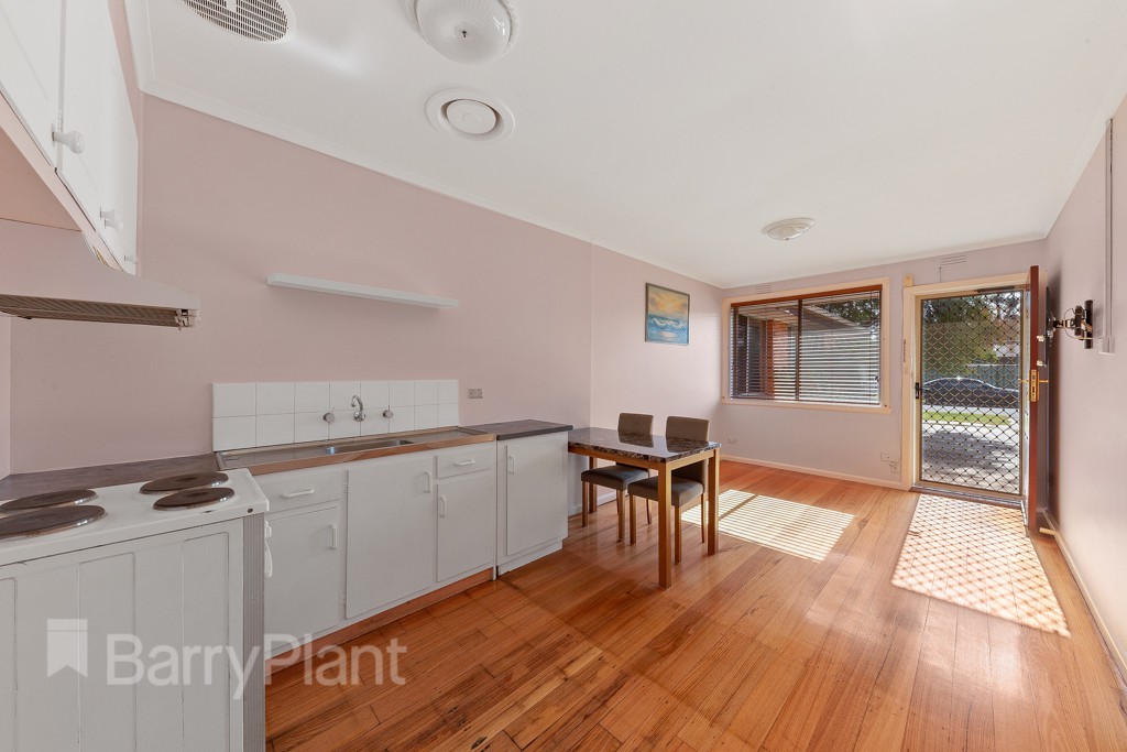 2/40 East Esplanade, St Albans, VIC 3021, St Albans - Thumbnail 2