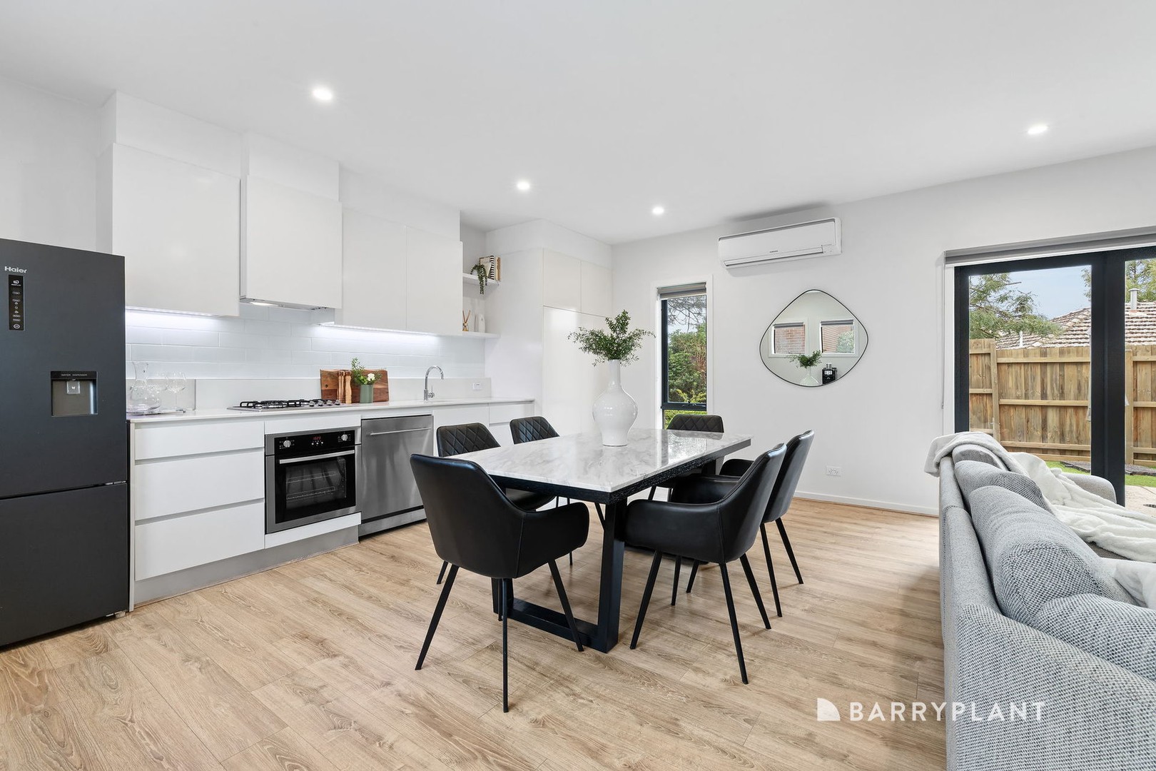 2/40 Gorge Road, South Morang, VIC 3752, South Morang - Thumbnail 3