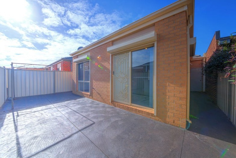 2/40 Mccubbin Way, Caroline Springs, VIC 3023, Caroline Springs - Thumbnail 8