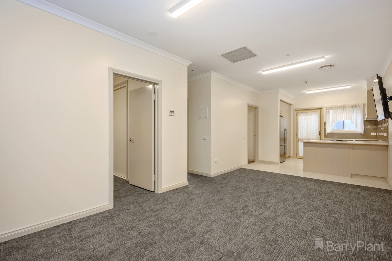 2/41-47 Victoria Street, Ironbark, VIC 3550, Ironbark - Thumbnail 2