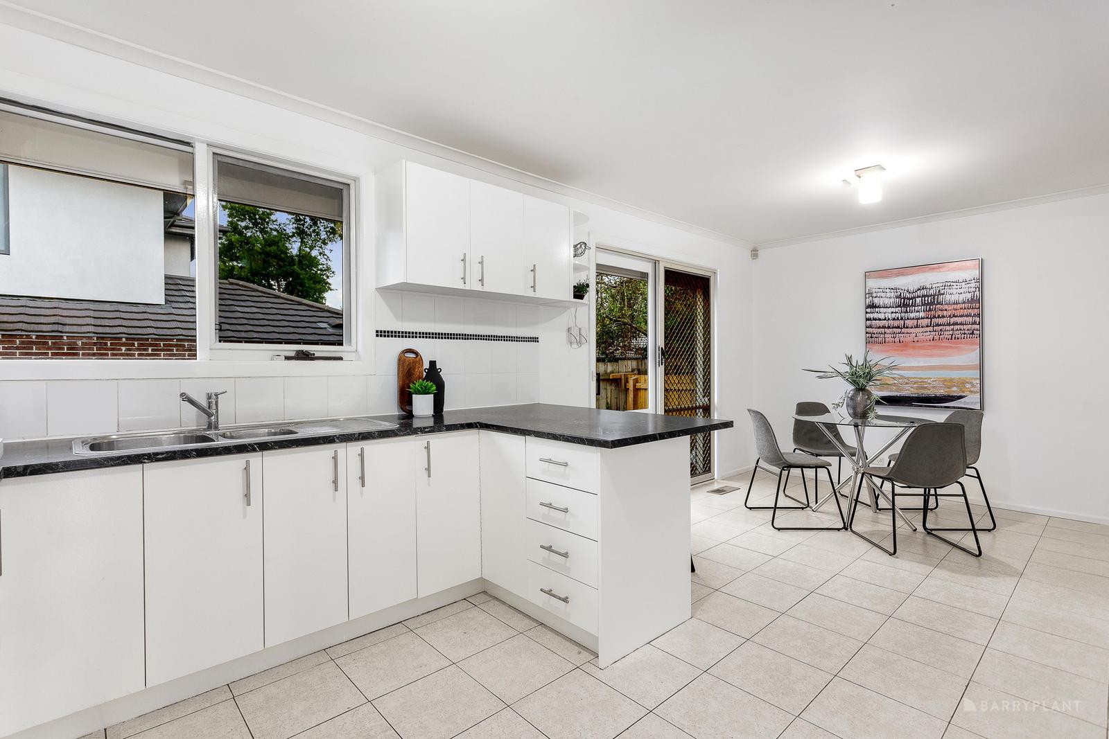 2/41 Surrey Road, Blackburn North, VIC 3130, Blackburn North - Thumbnail 4