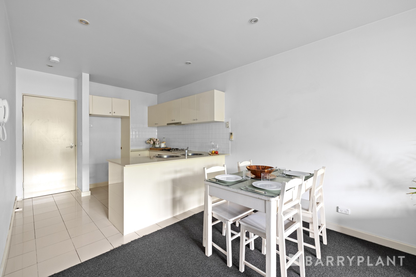 2/42-50 Napier Crescent, Essendon, VIC 3040, Essendon - Thumbnail 4