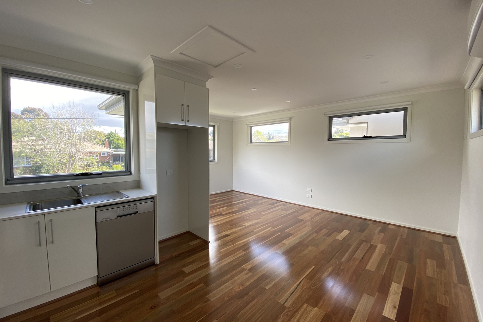 2/42 Ashton Street, Reservoir, VIC 3073 - Thumbnail 1 - 08/09/2026