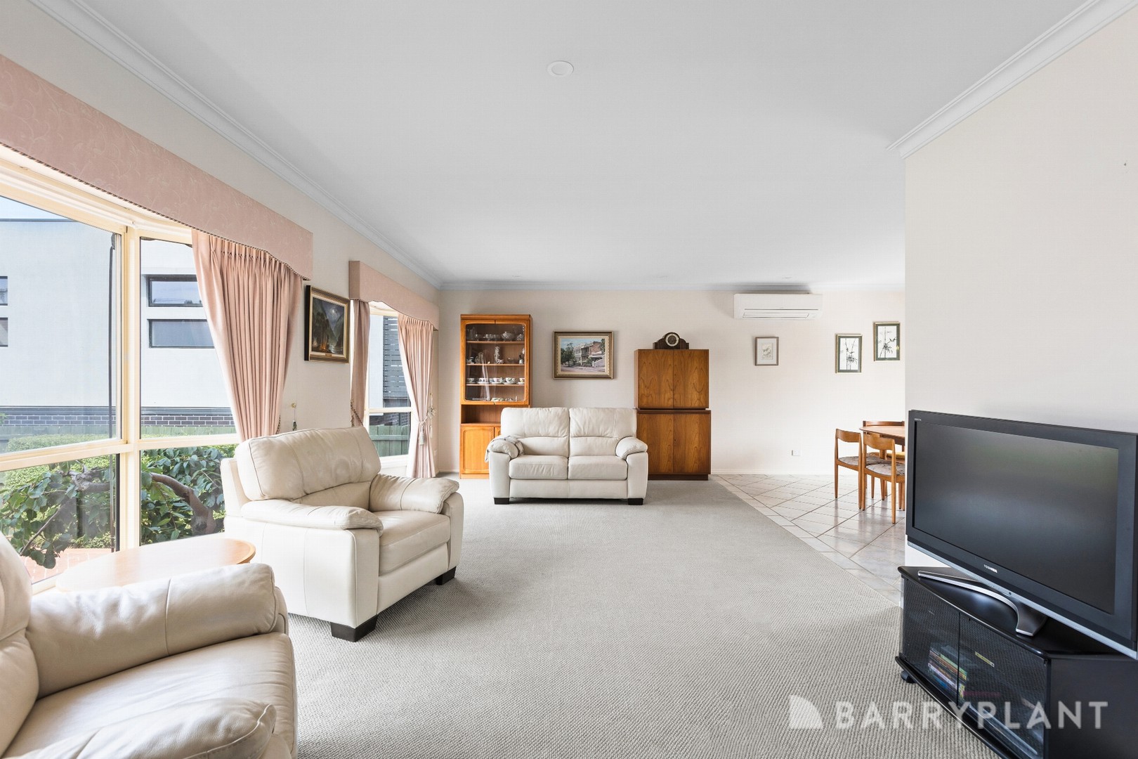 2/42 Curie Avenue, Oak Park, VIC 3046 - Thumbnail 2 - 04/04/2025