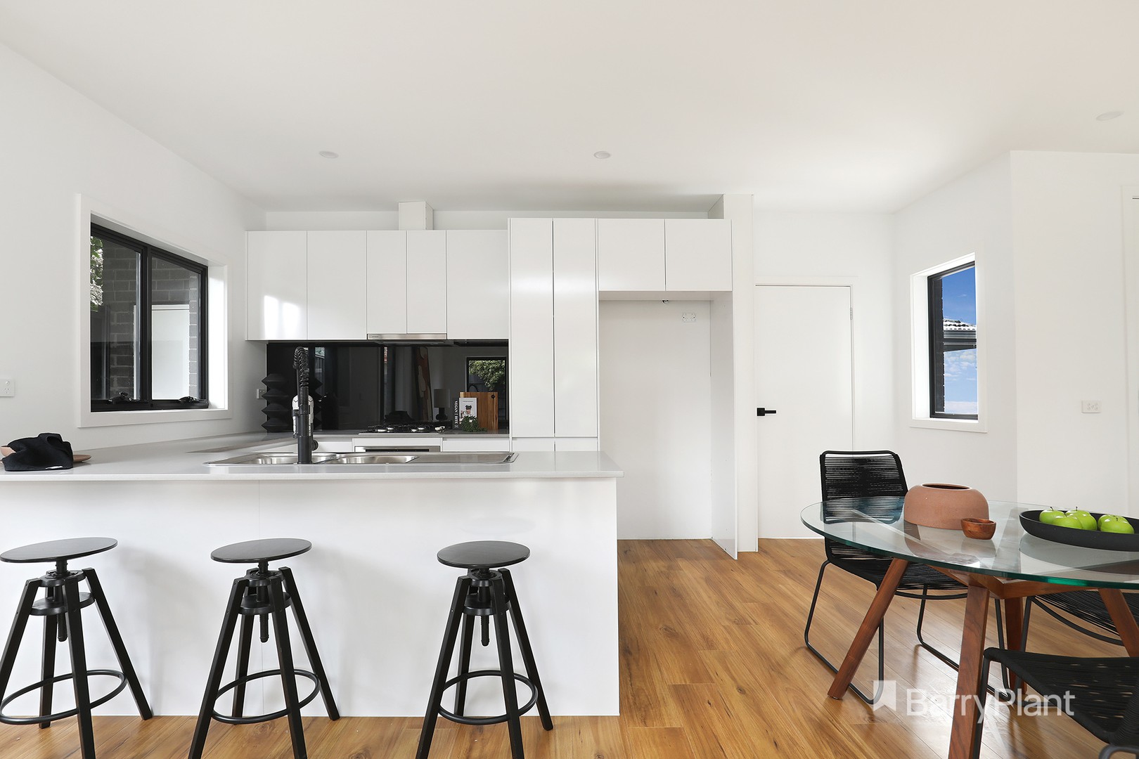2/42 Hales Crescent, Jacana, VIC 3047, Jacana - Thumbnail 3