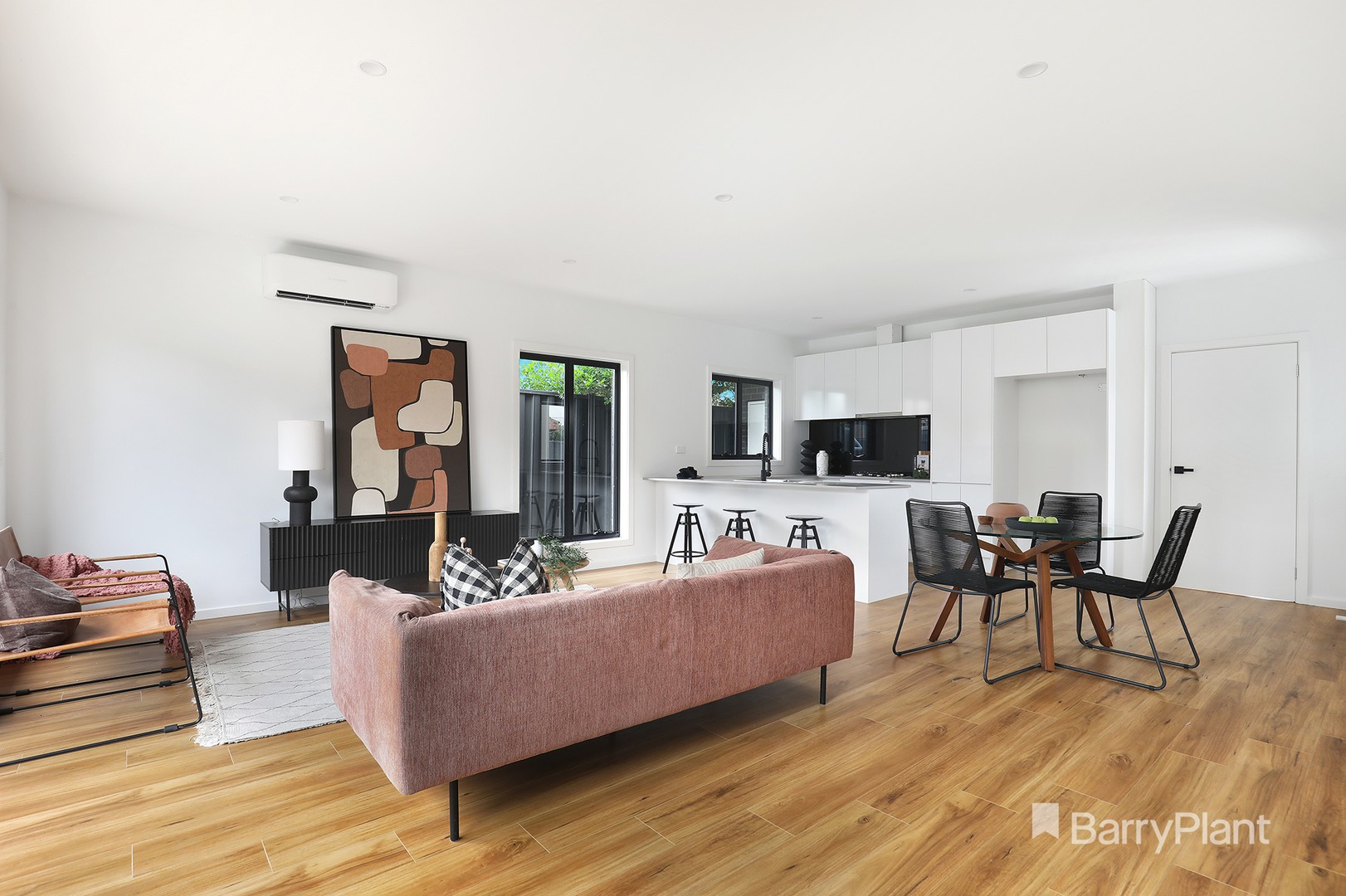 2/42 Hales Crescent, Jacana, VIC 3047, Jacana - Thumbnail 7