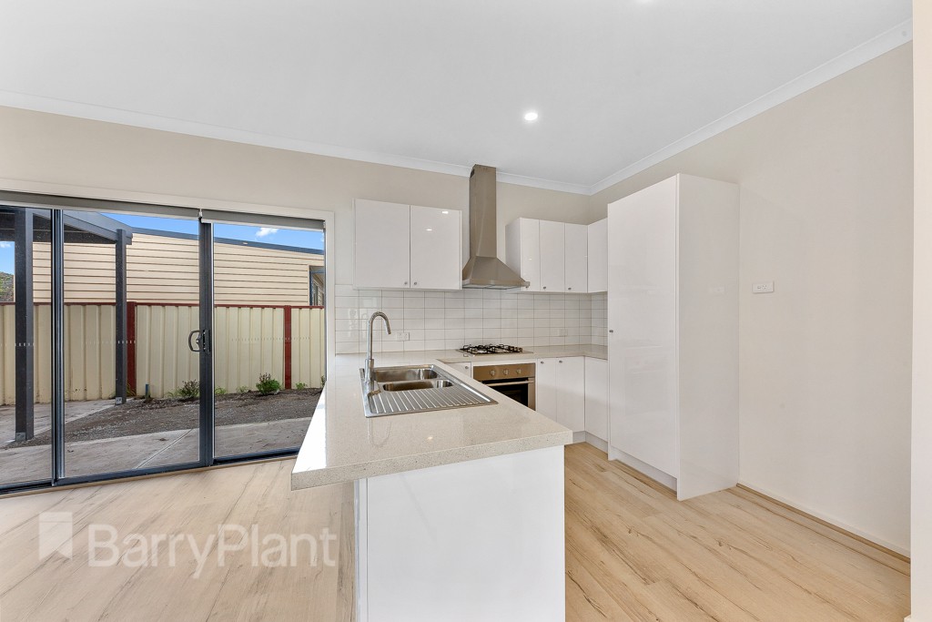 2/42 Ivanhoe Avenue, St Albans, VIC 3021, St Albans - Thumbnail 5