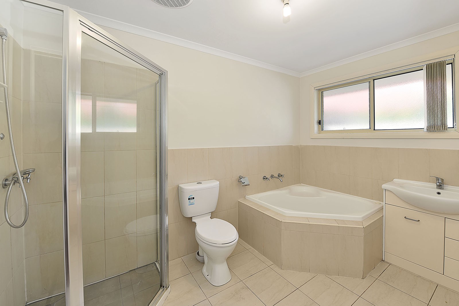 2/42 Menana Road, Glenroy, VIC 3046, Glenroy - Thumbnail 5