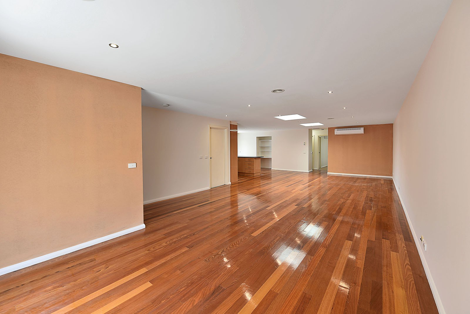 2/42 Menana Road, Glenroy, VIC 3046 - Thumbnail 1 - 14/01/2026