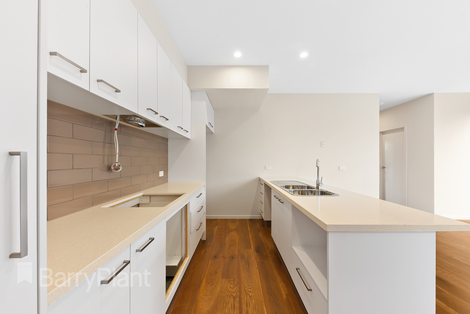 2/42 Trickey Avenue, Sydenham, VIC 3037, Sydenham - Thumbnail 2