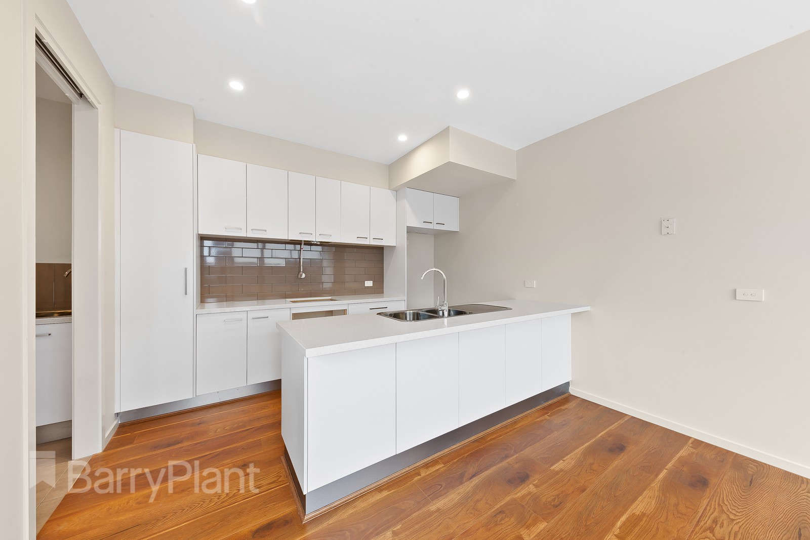2/42 Trickey Avenue, Sydenham, VIC 3037, Sydenham - Thumbnail 3