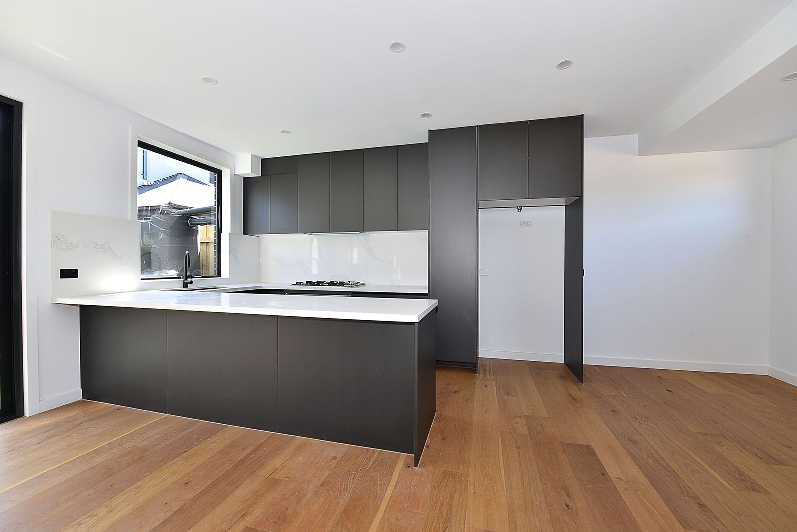 2/44 Elstone Avenue, Airport West, VIC 3042, Airport West - Thumbnail 3