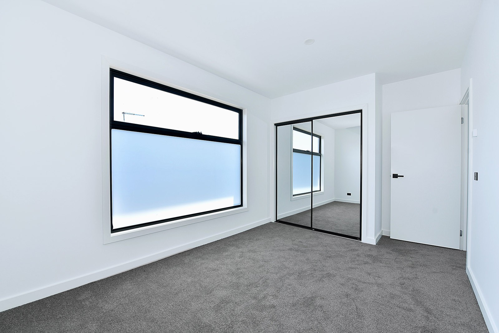 2/44 Elstone Avenue, Airport West, VIC 3042, Airport West - Thumbnail 6