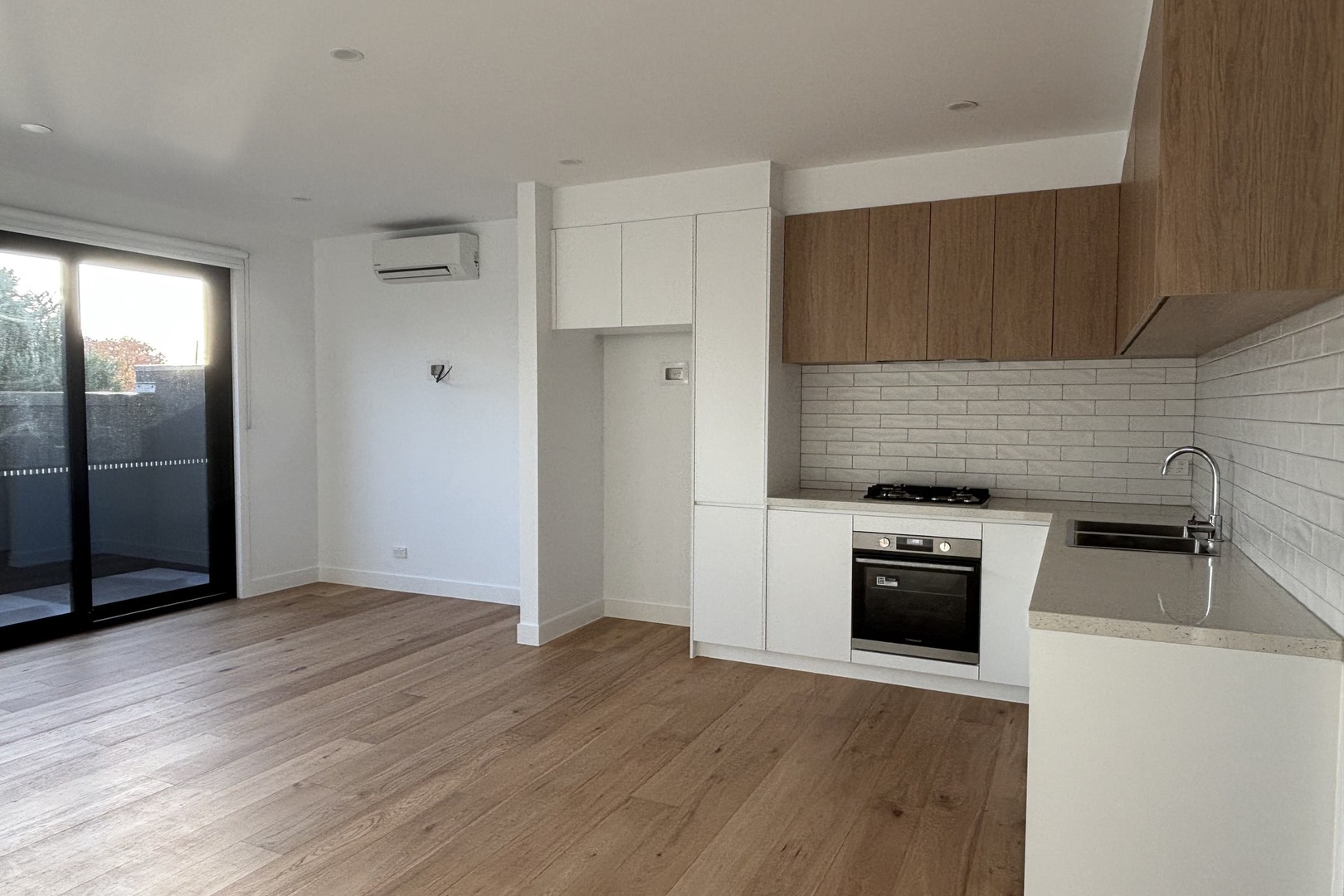 2/44 Tyler Street, Preston, VIC 3072 - Thumbnail 1 - 06/05/2025