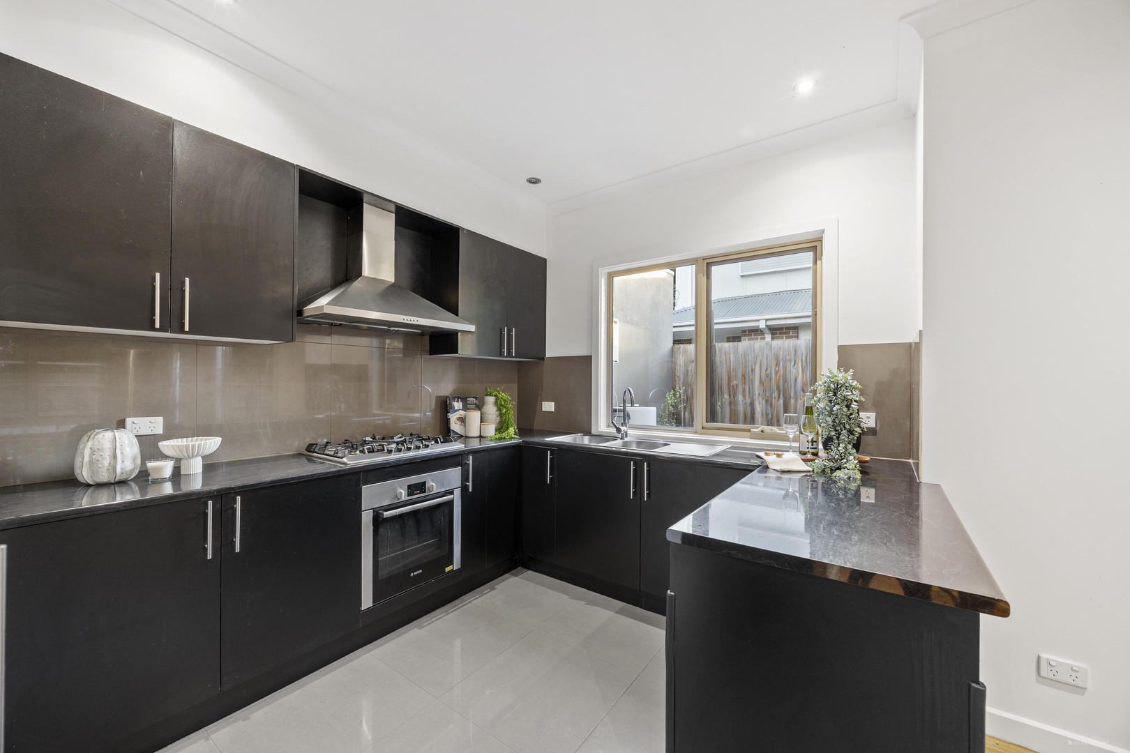 2/451 Springfield Road, Mitcham, VIC 3132, Mitcham - Thumbnail 5