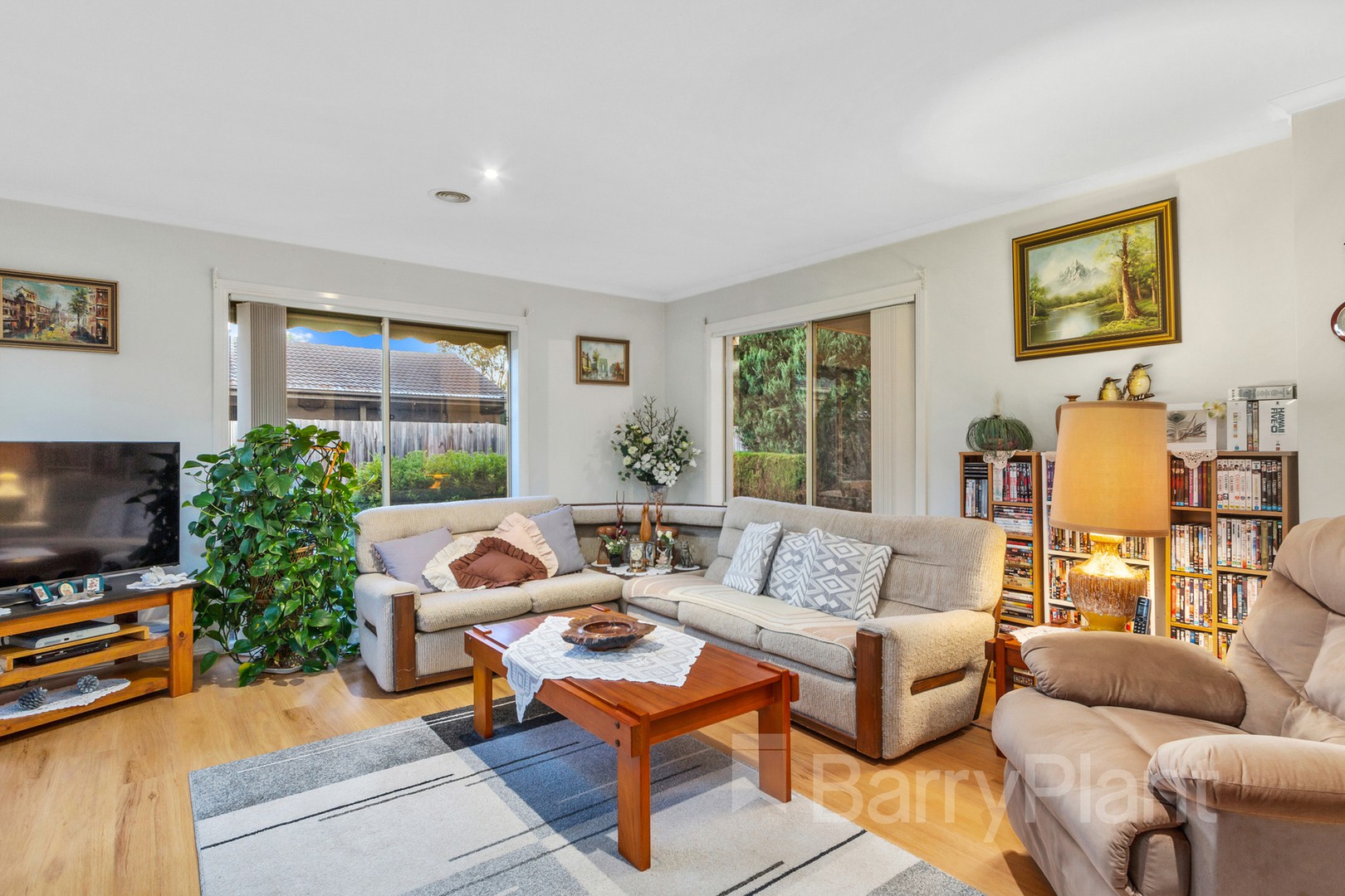 2/47 Armstrong Road, Bayswater, VIC 3153, Bayswater - Thumbnail 2