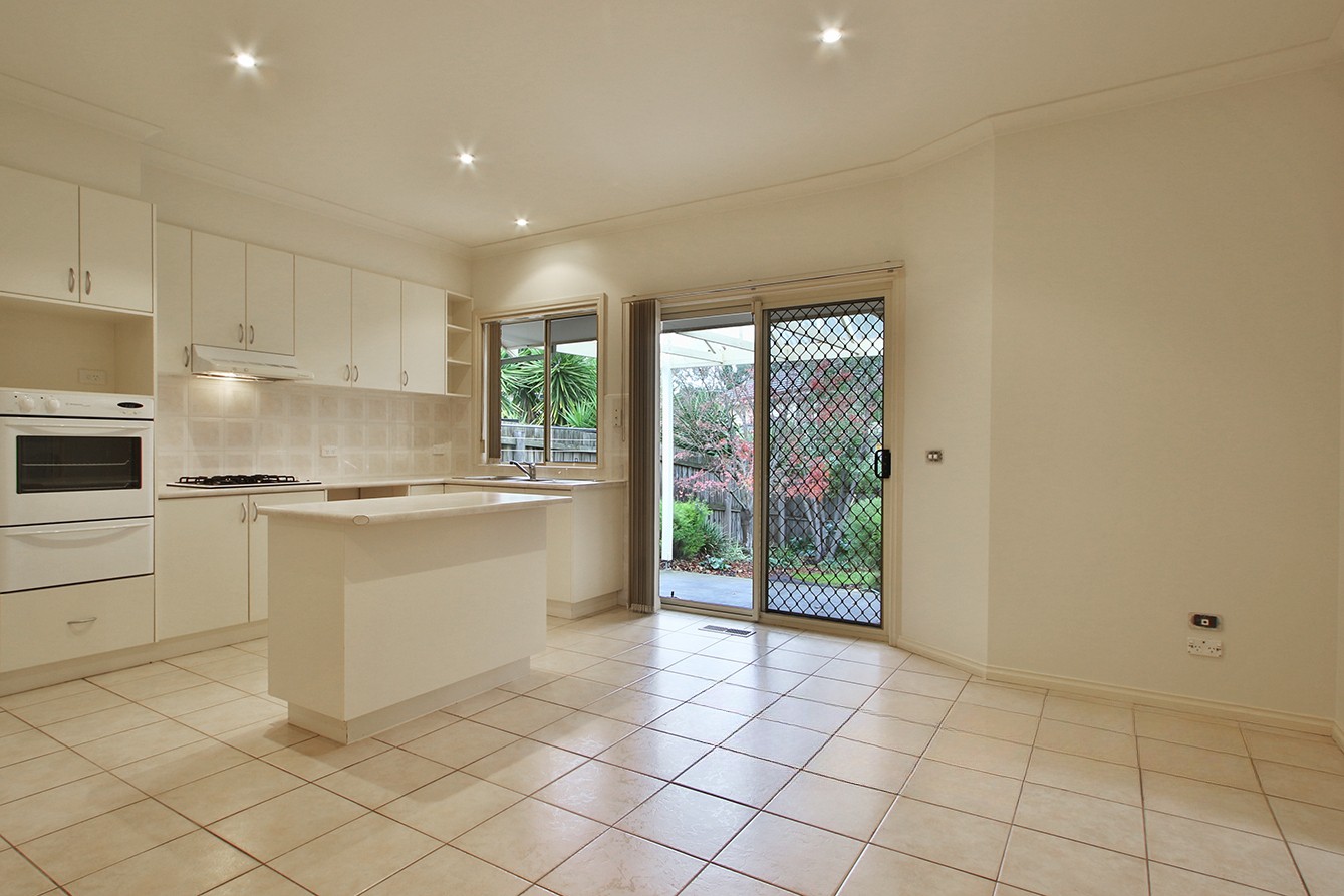 2/48 Airlie Road, Montmorency, VIC 3094 - Thumbnail 2 - 19/09/2024
