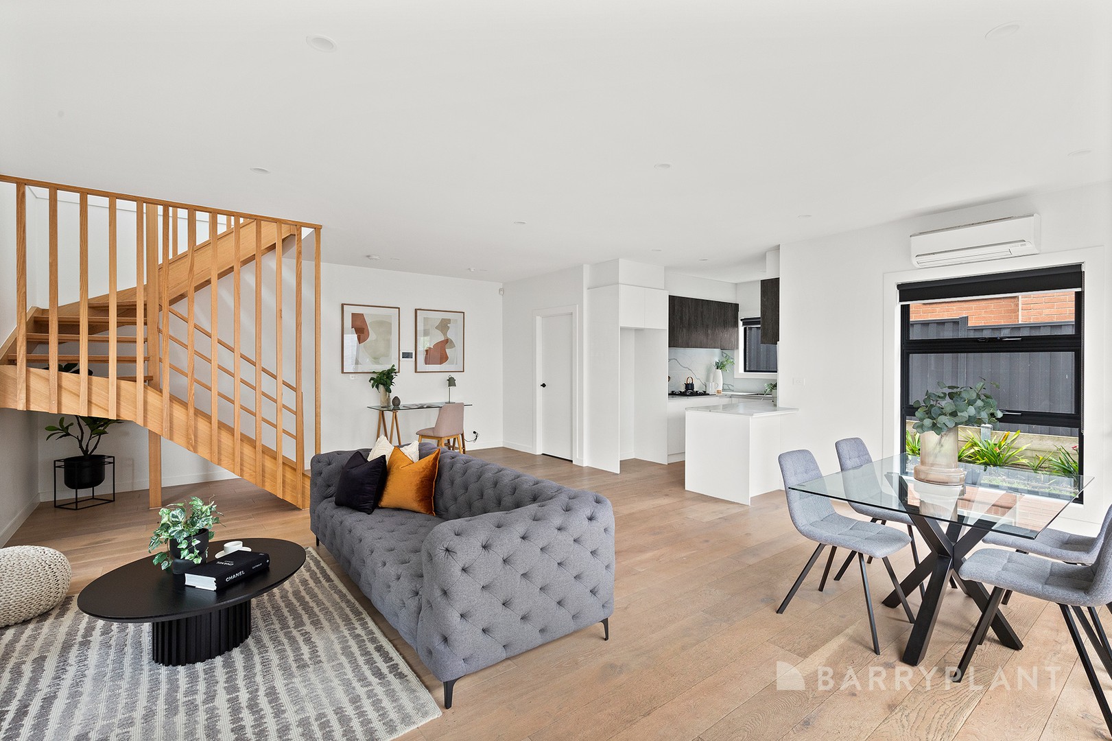 2/48 Austin Crescent, Pascoe Vale, VIC 3044 - Thumbnail 2 - 10/11/2025