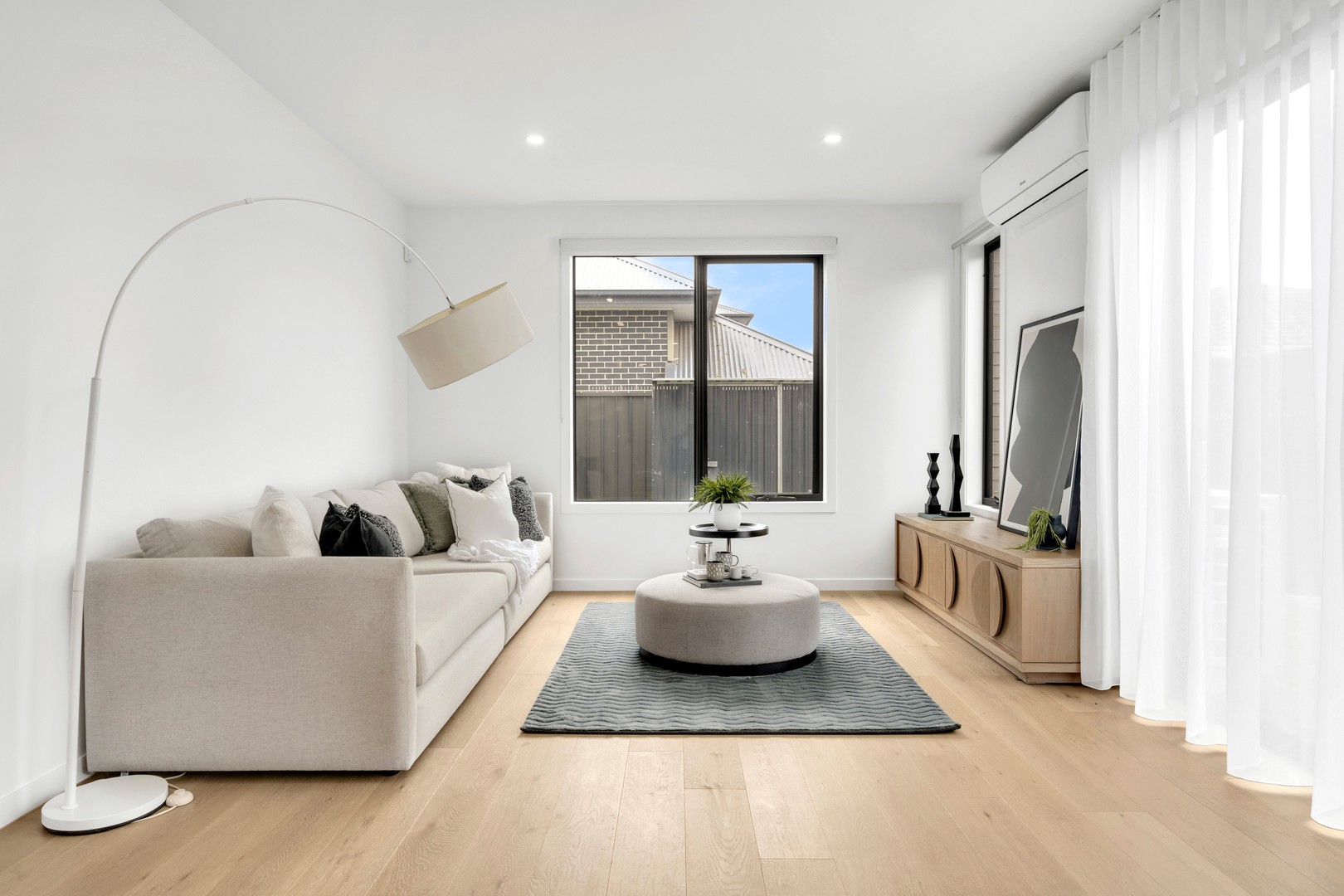 2/48 Cameron Street, Airport West, VIC 3042 - Thumbnail 2 - 13/02/2025