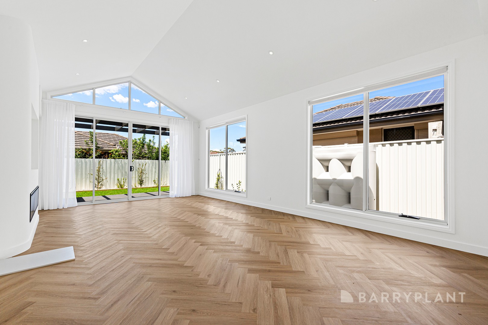 2/48 Cardinal Road, Glenroy, VIC 3046 - Thumbnail 2 - 06/11/2025