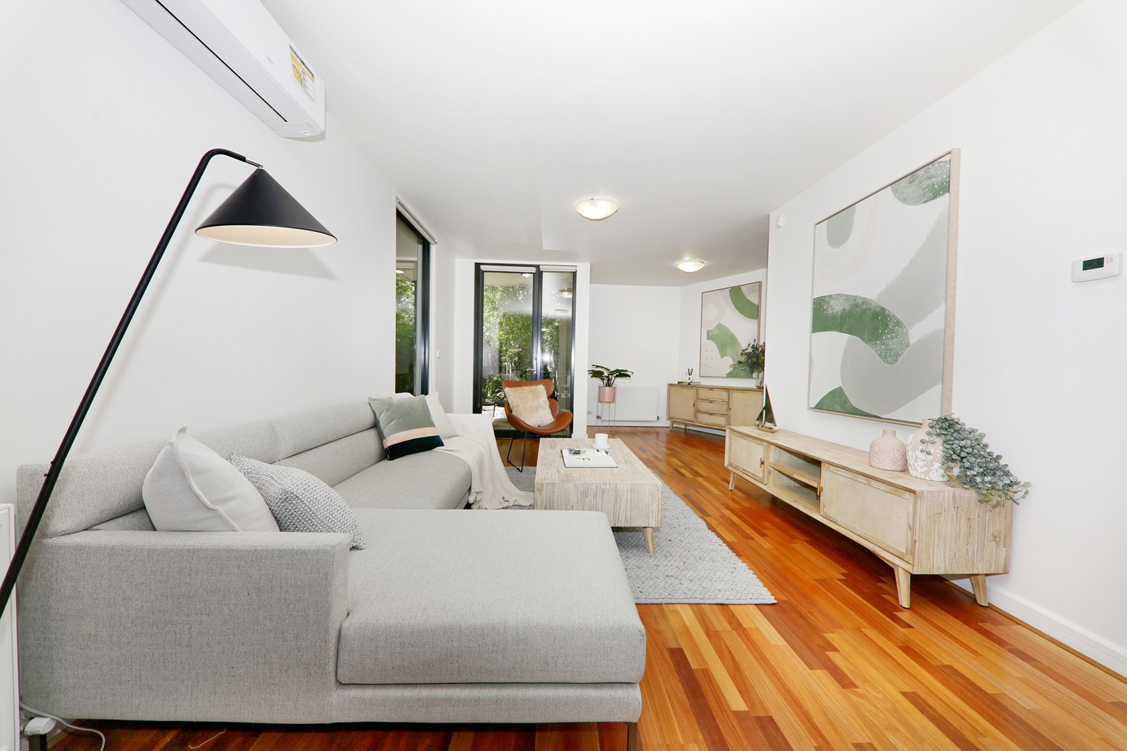 2/48 Haughton Road, Oakleigh, VIC 3166 - Thumbnail 2 - 26/10/2021