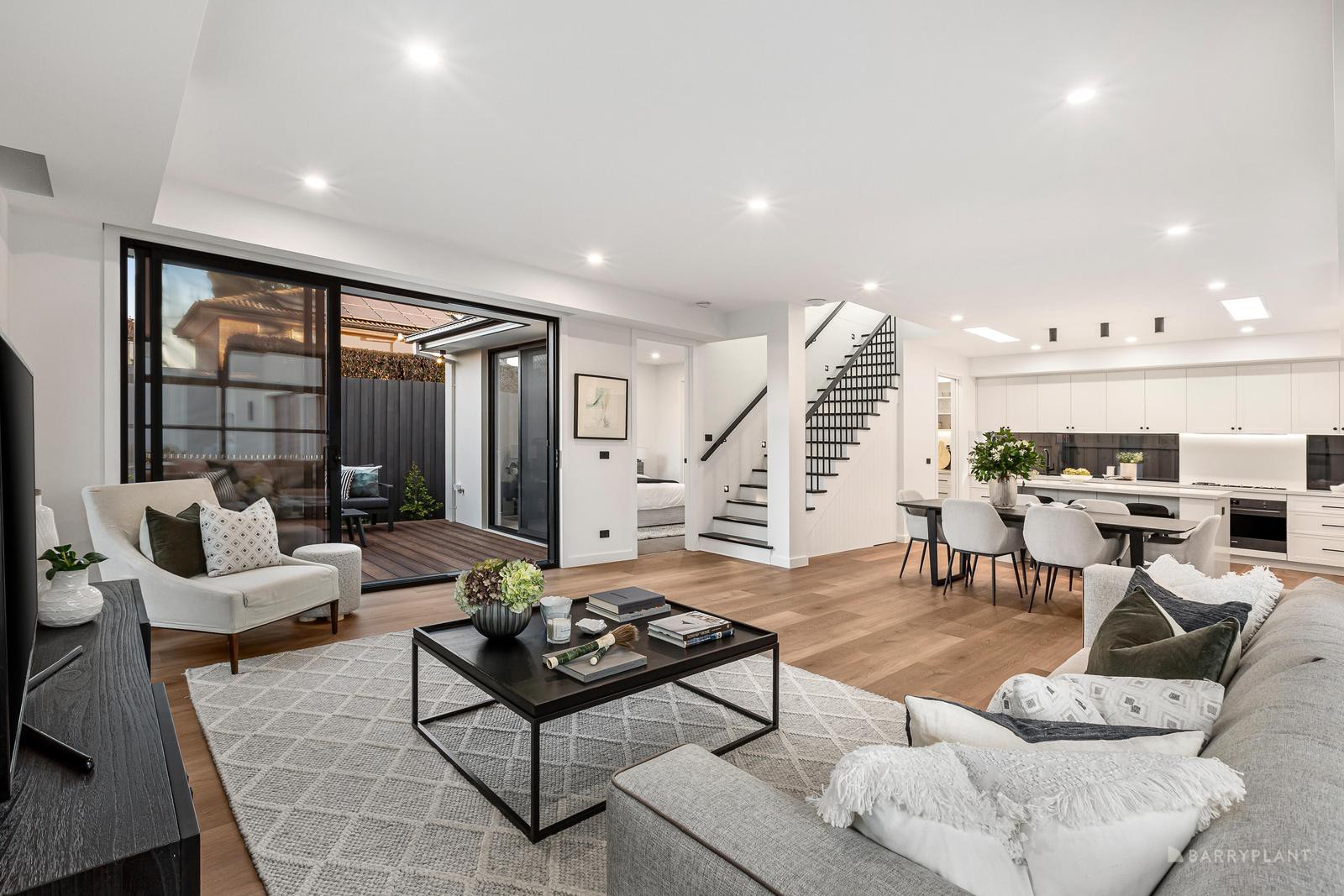 2/48 Springfield Road, Blackburn, VIC 3130, Blackburn - Thumbnail 6