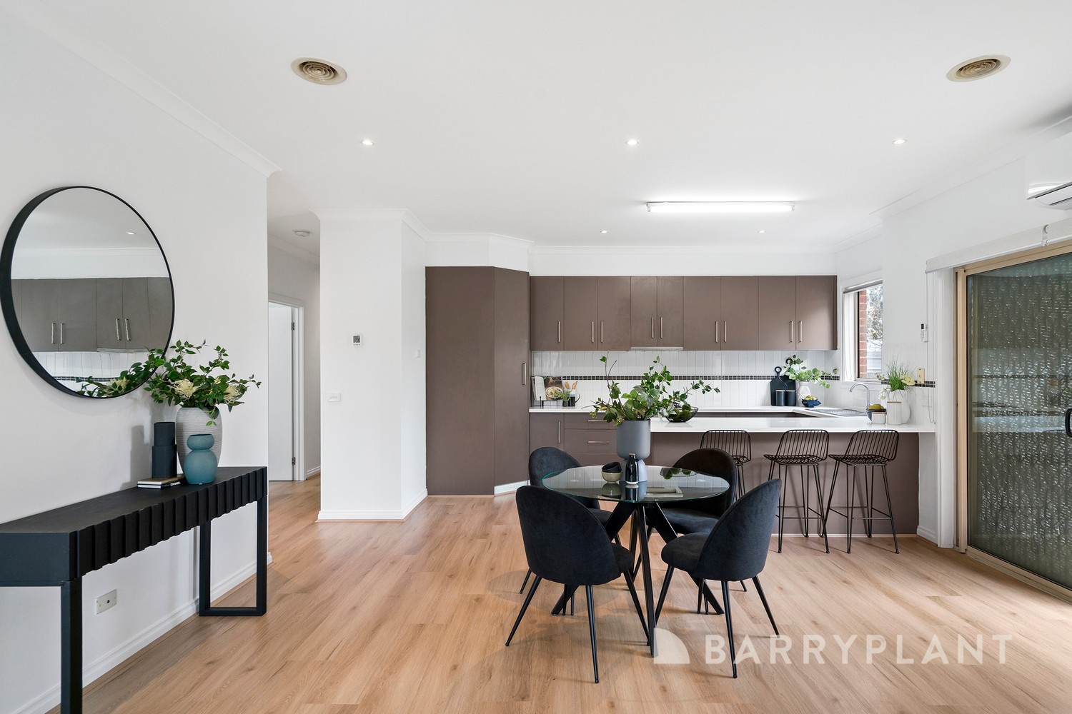2/49 Duke Street, Sunshine, VIC 3020, Sunshine - Thumbnail 5