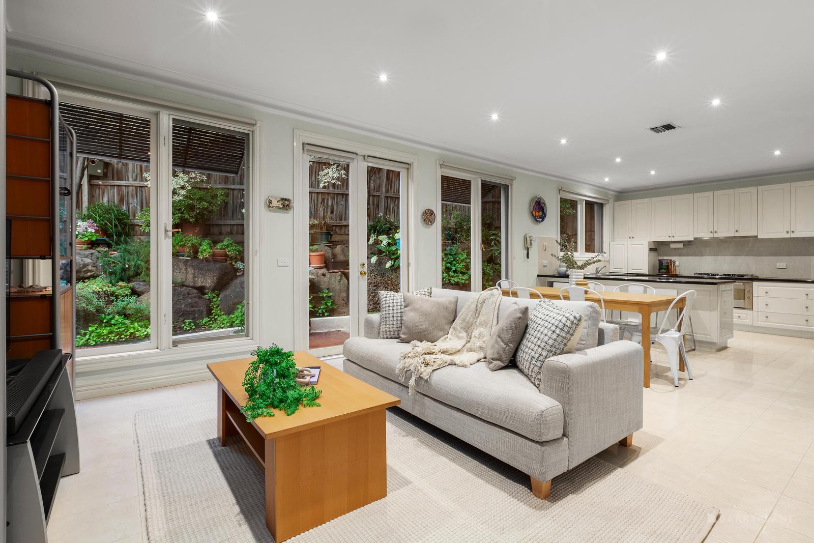 2/49 John Street, Templestowe Lower, VIC 3107, Templestowe Lower - Thumbnail 2