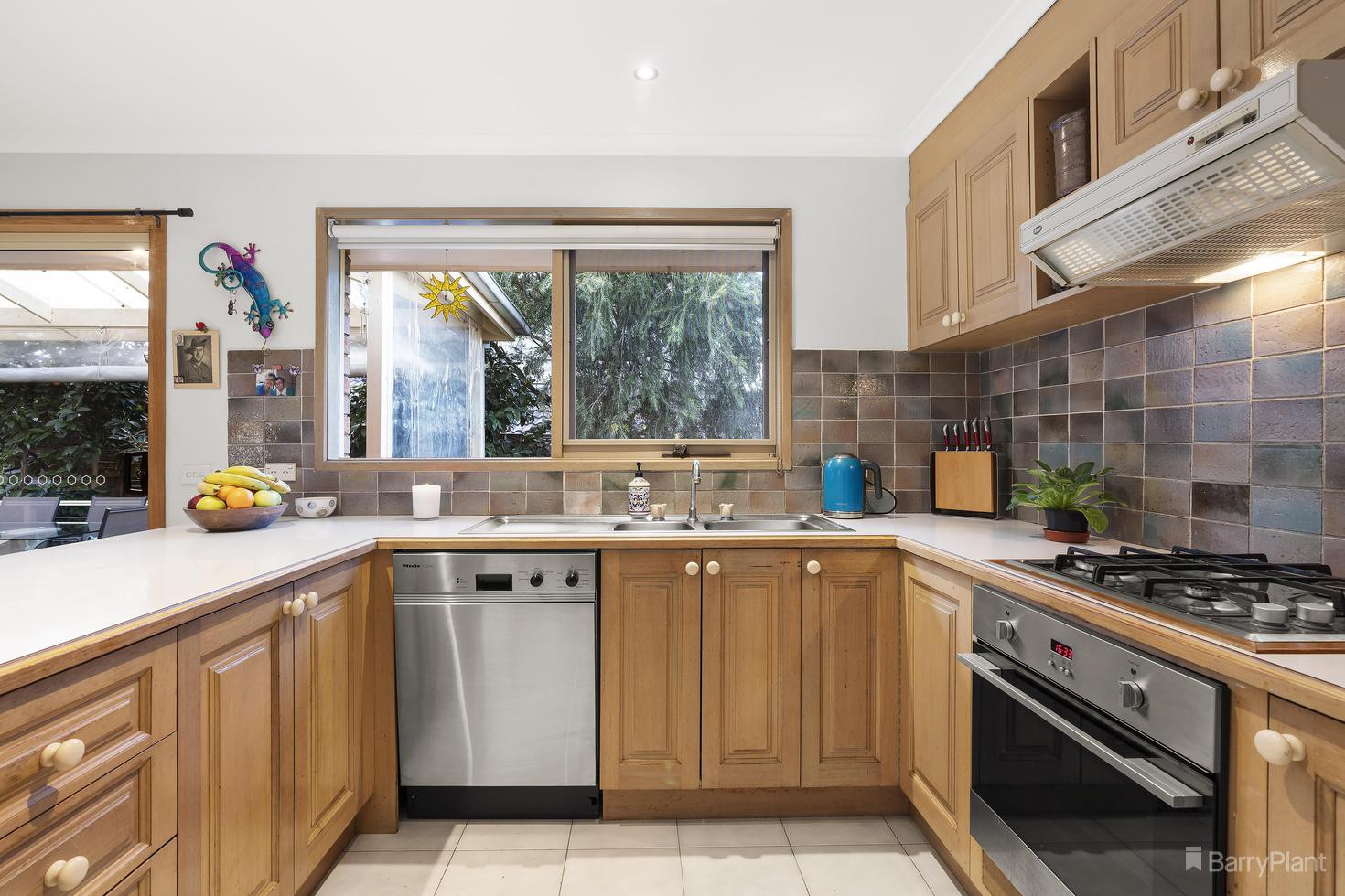 2/49 Parker Street, Templestowe Lower, VIC 3107, Templestowe Lower - Thumbnail 5