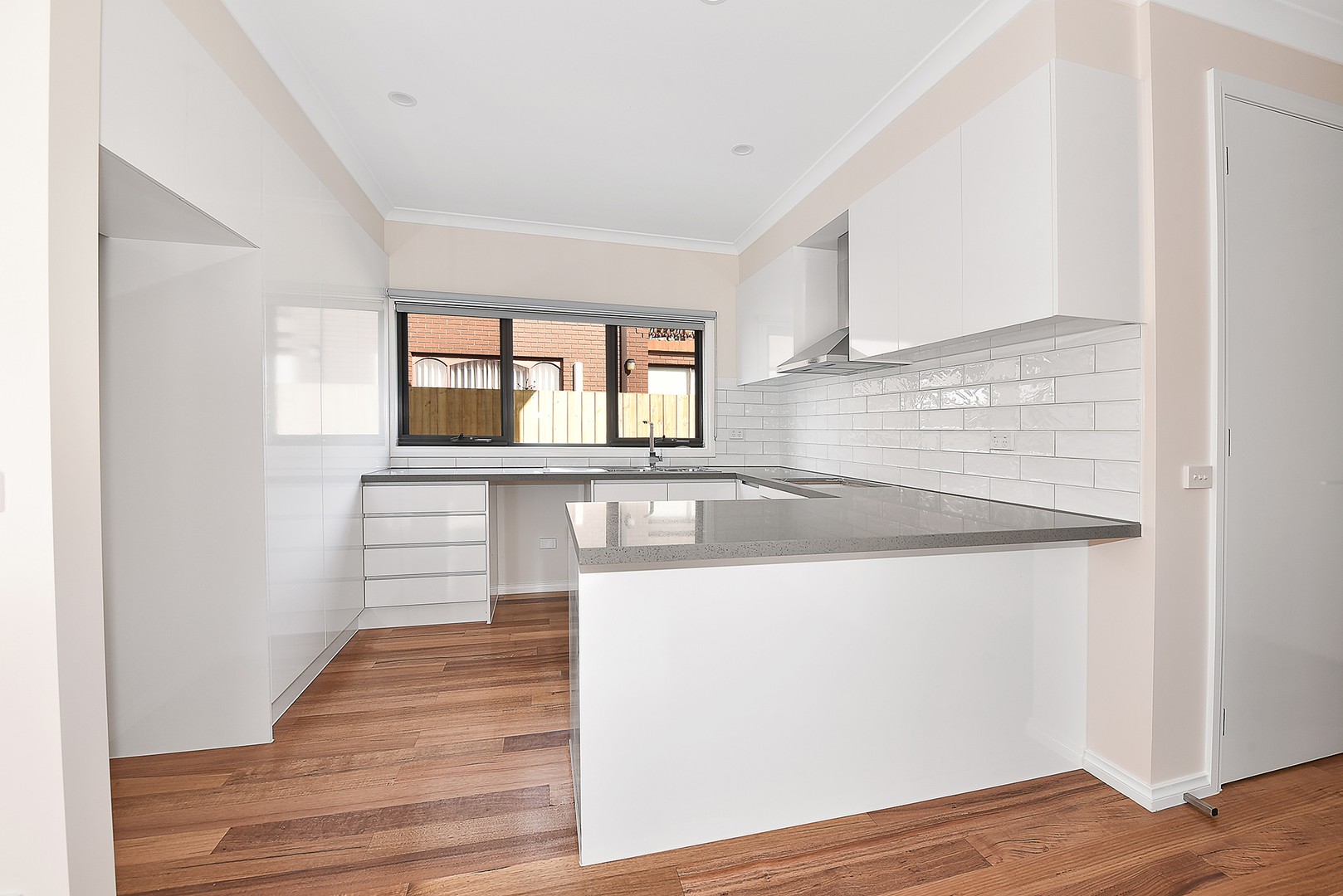 2/49 Phillip Road, Keilor East, VIC 3033, Keilor East - Thumbnail 2