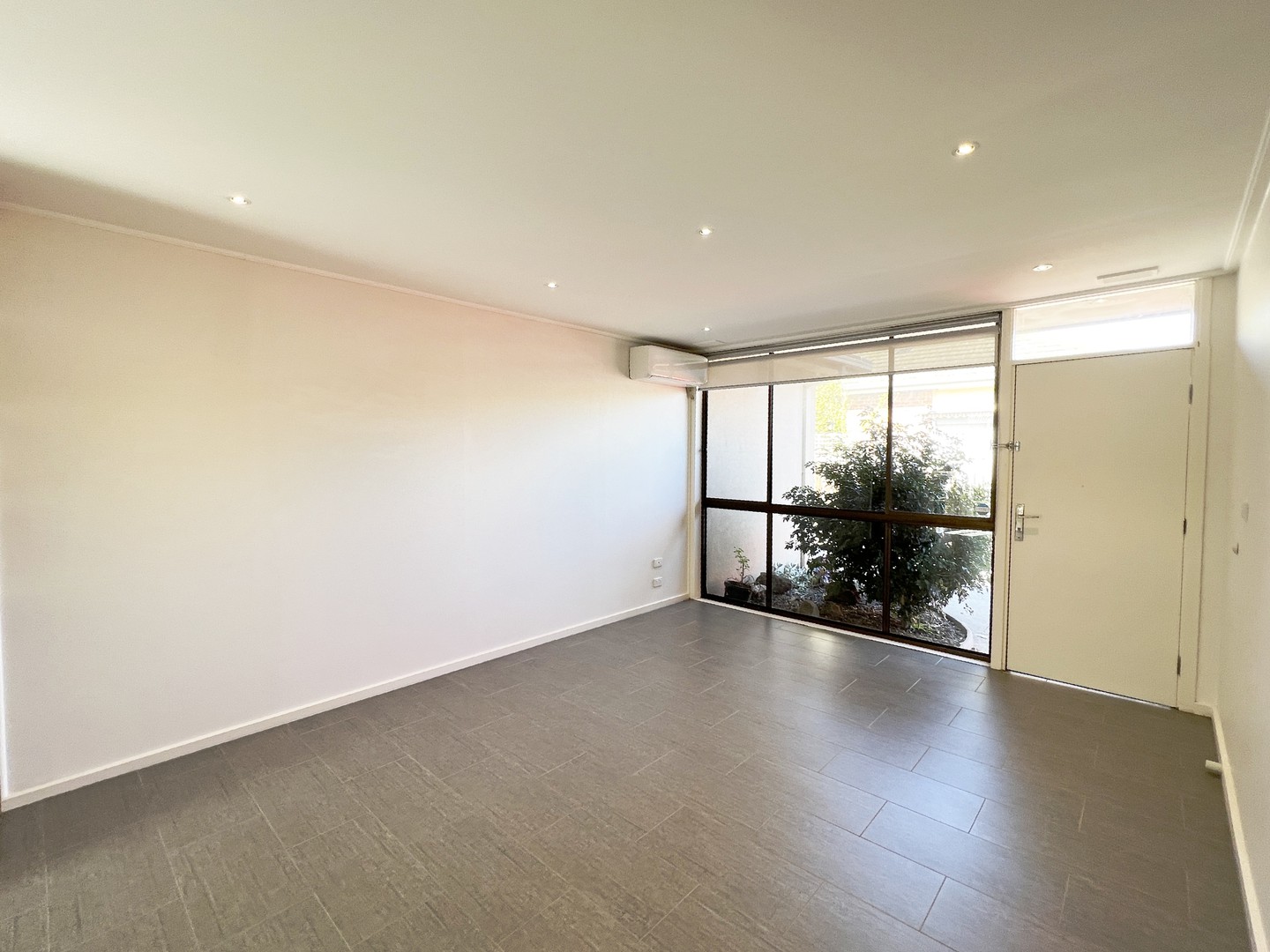 2/49 Sherwood Avenue, Chelsea, VIC 3196, Chelsea - Thumbnail 2