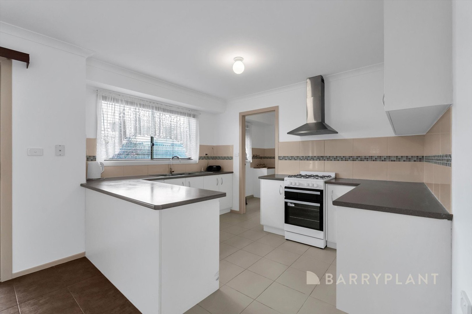 49 Smoult Drive, Kurunjang, VIC 3337, Kurunjang - Thumbnail 5