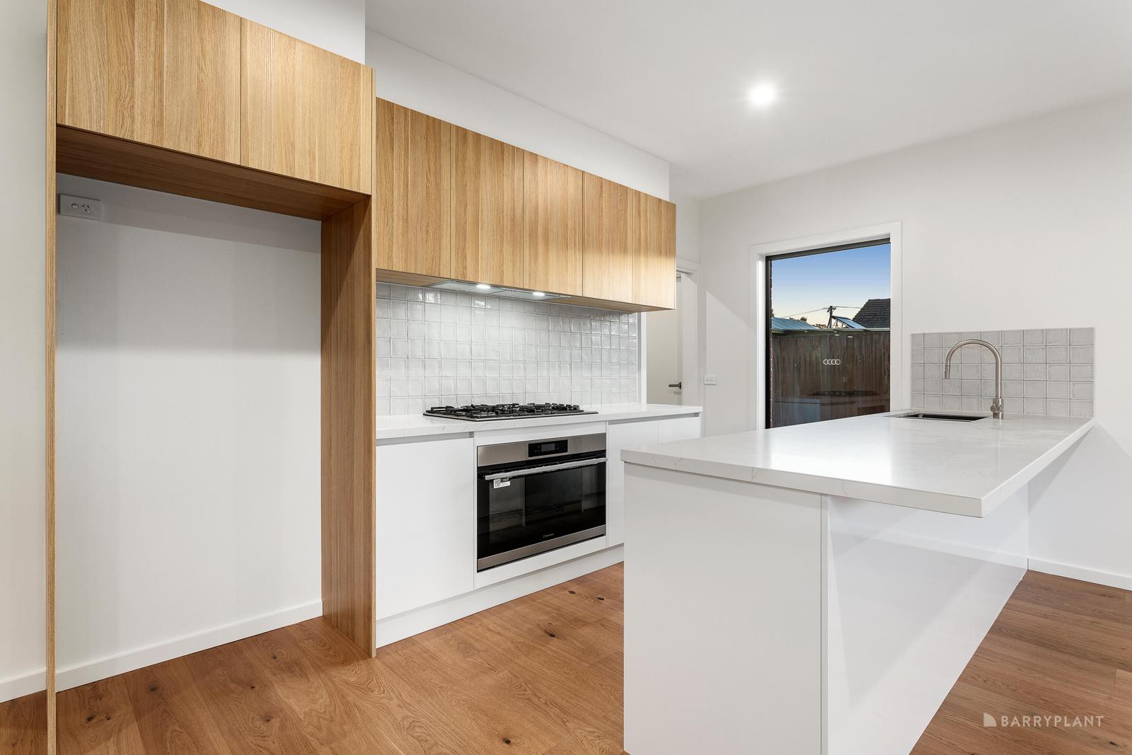 2/5 Ambon Court, Heidelberg West, VIC 3081, Heidelberg West - Thumbnail 3
