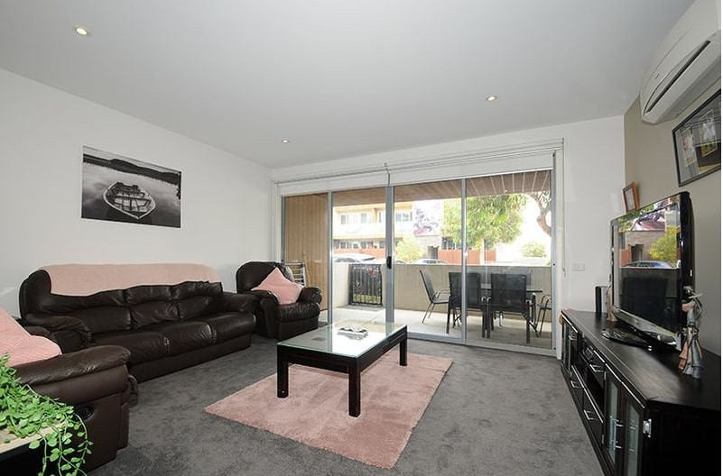 2/5 Bear Street, Mordialloc, VIC 3195 - Thumbnail 1 - 24/03/2022