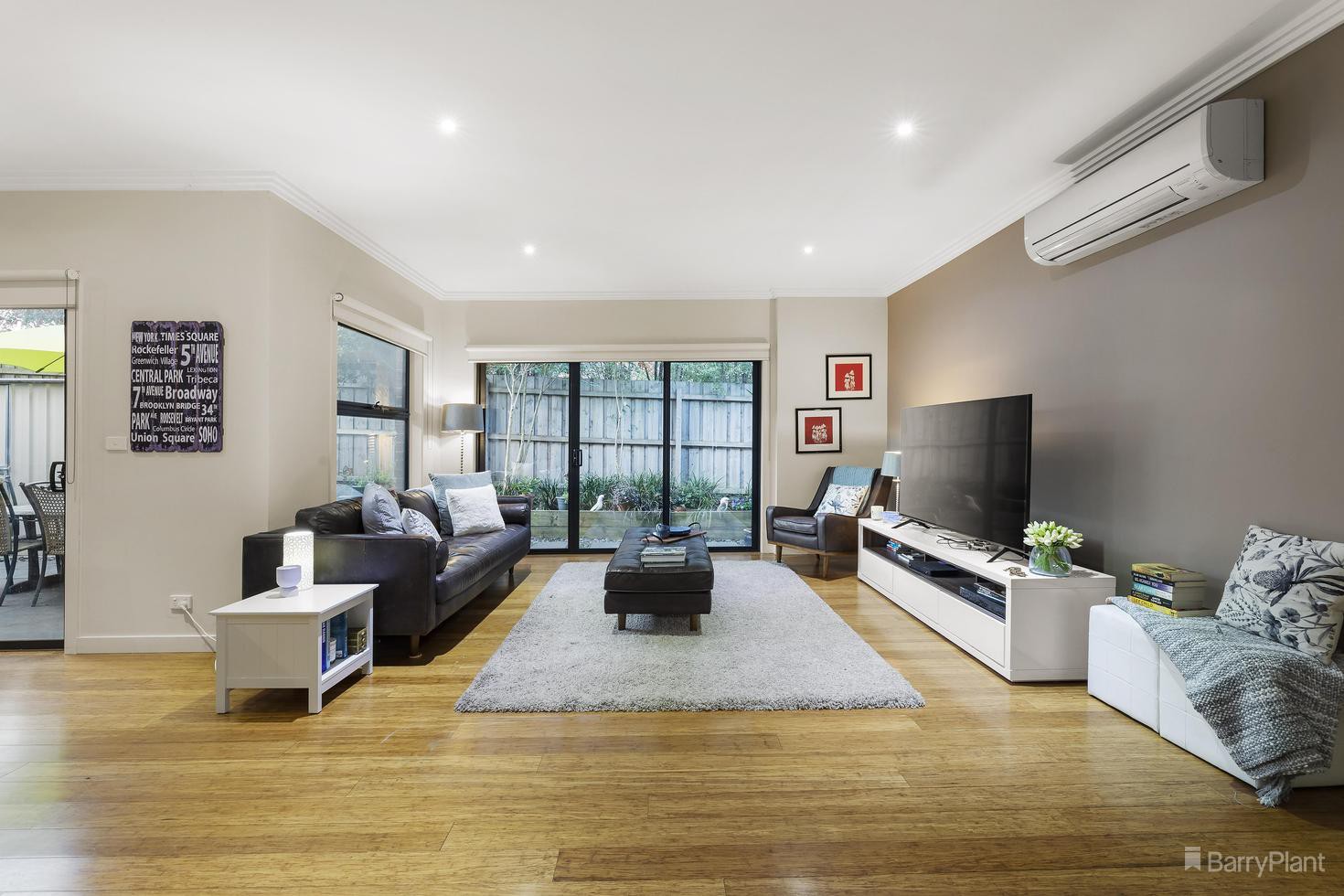 2/5 Cassowary Street, Doncaster East, VIC 3109 - Thumbnail 2 - 07/09/2022