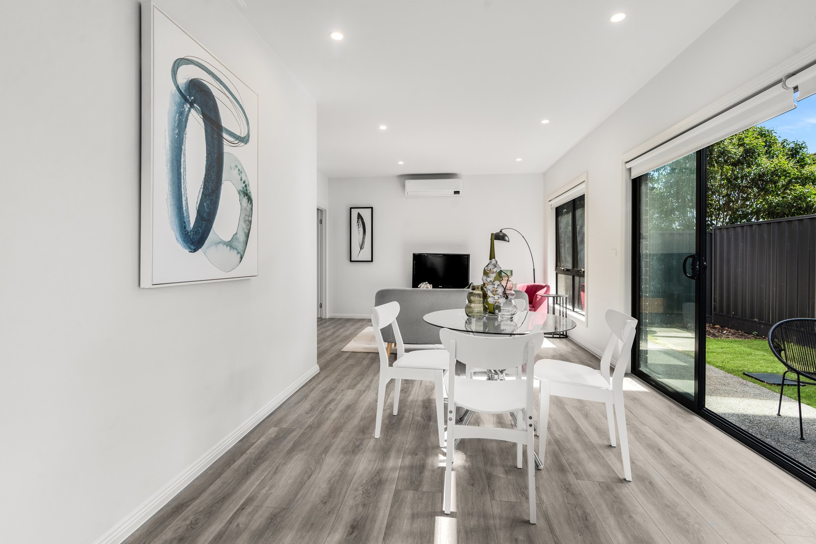 2/5 Davies Street, Hadfield, VIC 3046, Hadfield - Thumbnail 4