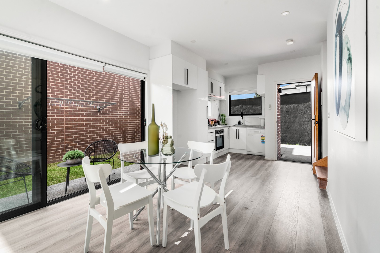 2/5 Davies Street, Hadfield, VIC 3046, Hadfield - Thumbnail 5