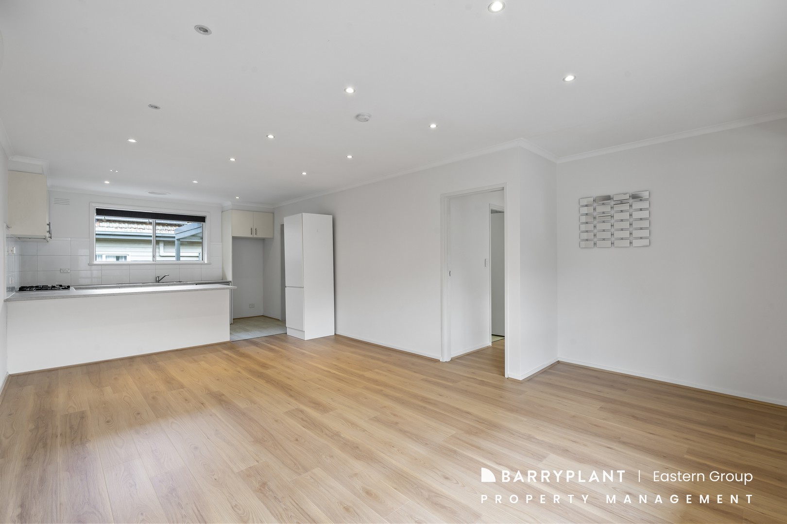 2/5 Elizabeth Street, Bulleen, VIC 3105 - Thumbnail 2 - 19/06/2025