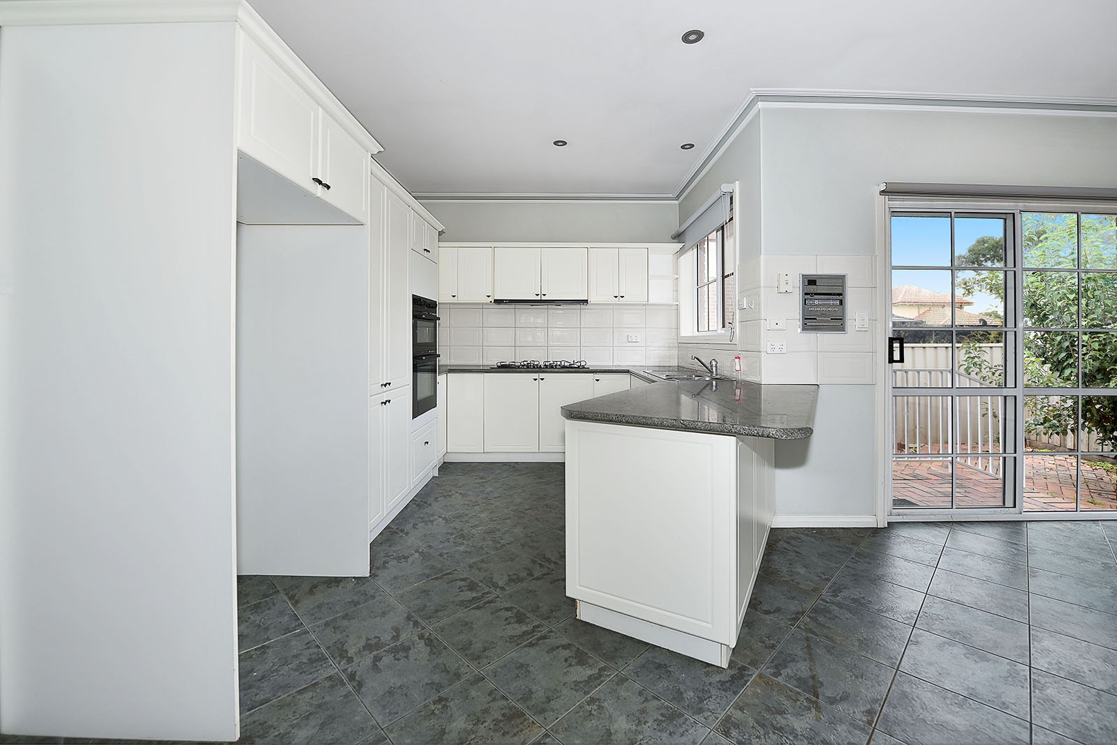 2/5 Evans Street, Moonee Ponds, VIC 3039, Moonee Ponds - Thumbnail 4