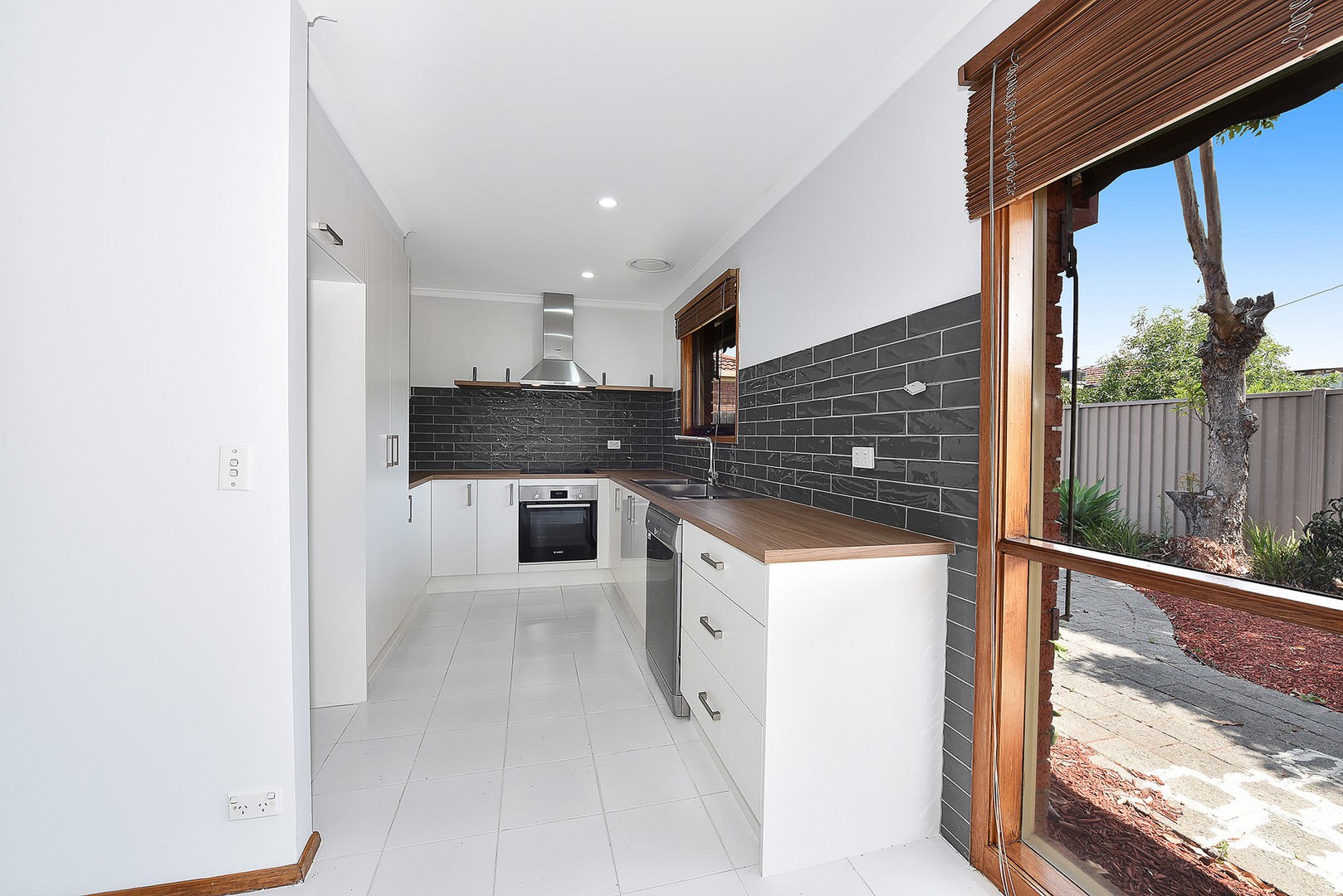 2/5 Gilbertson Street, Essendon, VIC 3040, Essendon - Thumbnail 4