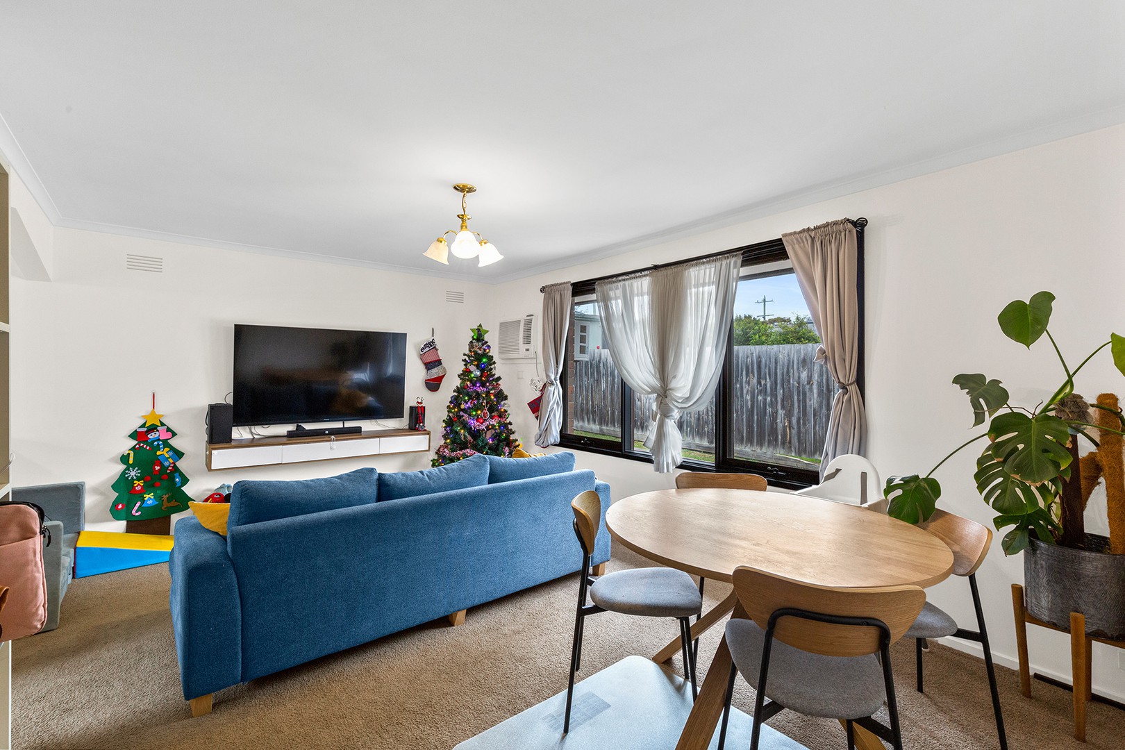 2/5 Hillcrest Road, Frankston, VIC 3199 - Thumbnail 2 - 30/01/2026