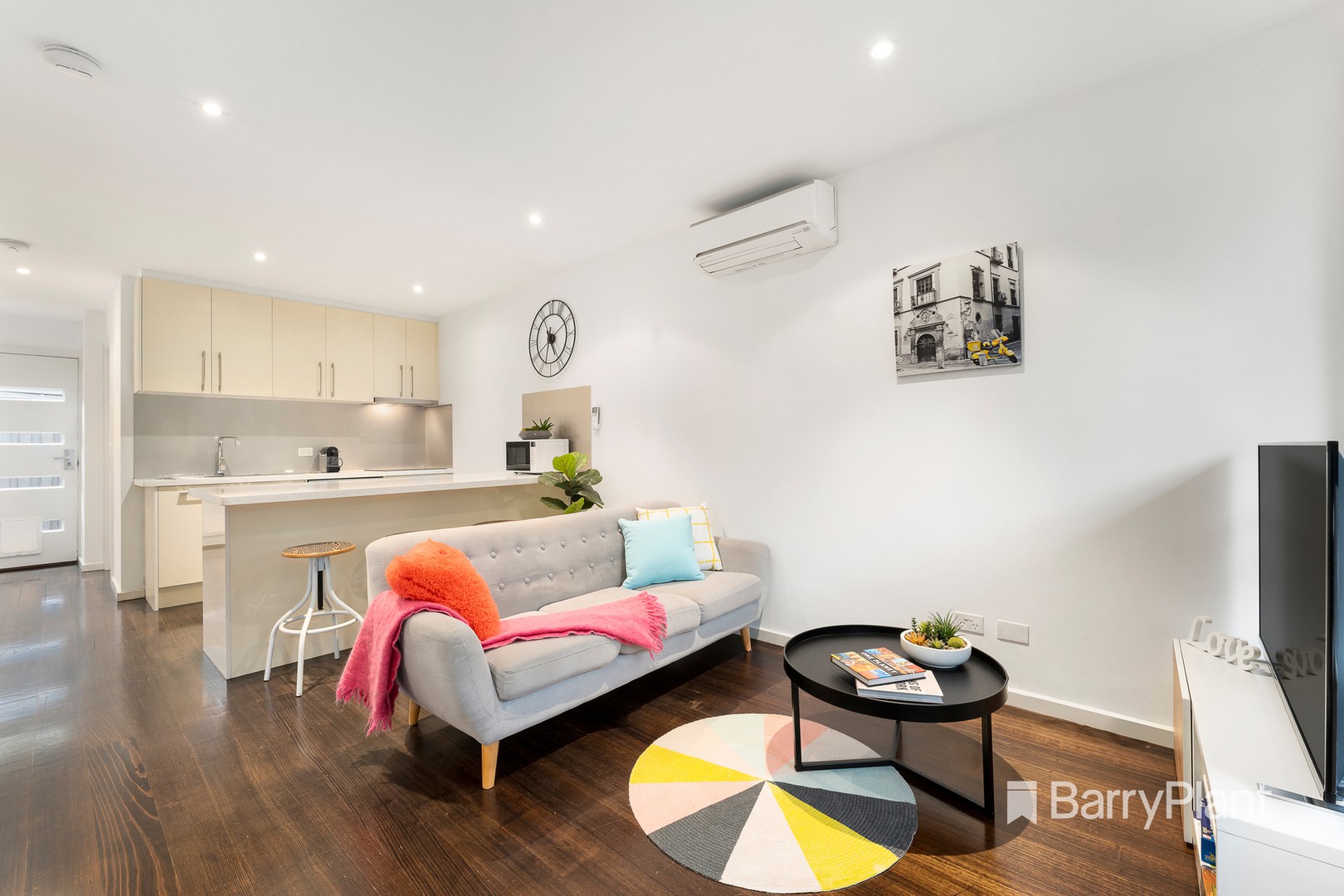 2/5 James StreetHeidelberg Heights, VIC 3081, Heidelberg Heights - Thumbnail 4