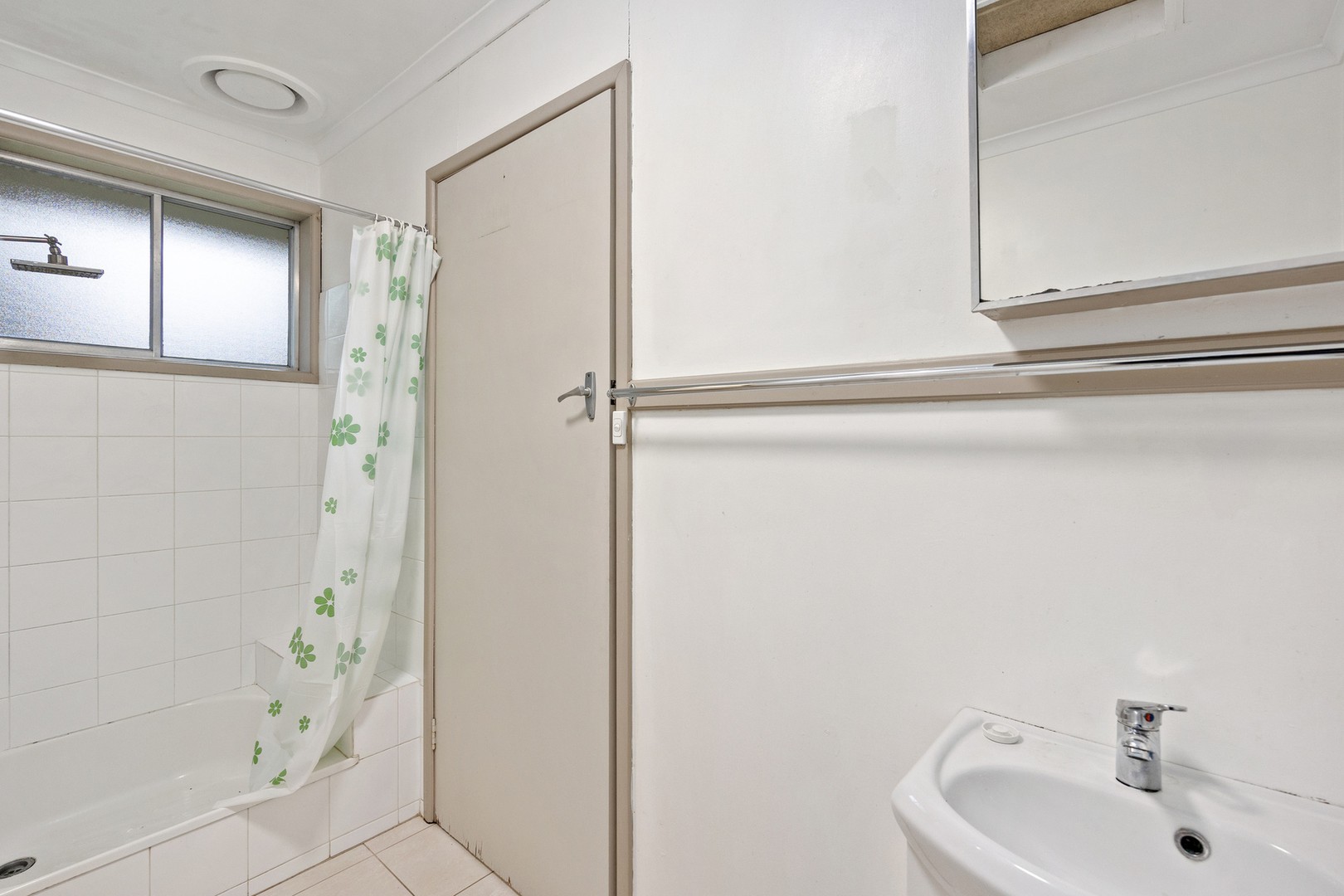 2/5 Landale Avenue, Croydon, VIC 3136, Croydon - Thumbnail 4