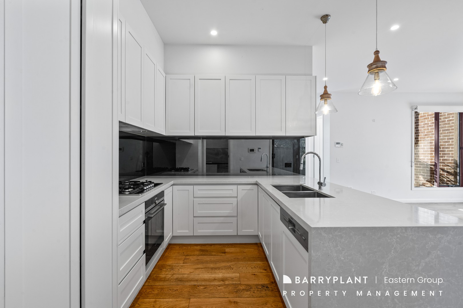 2/5 Leura Street, Doncaster East, VIC 3109, Doncaster East - Thumbnail 2