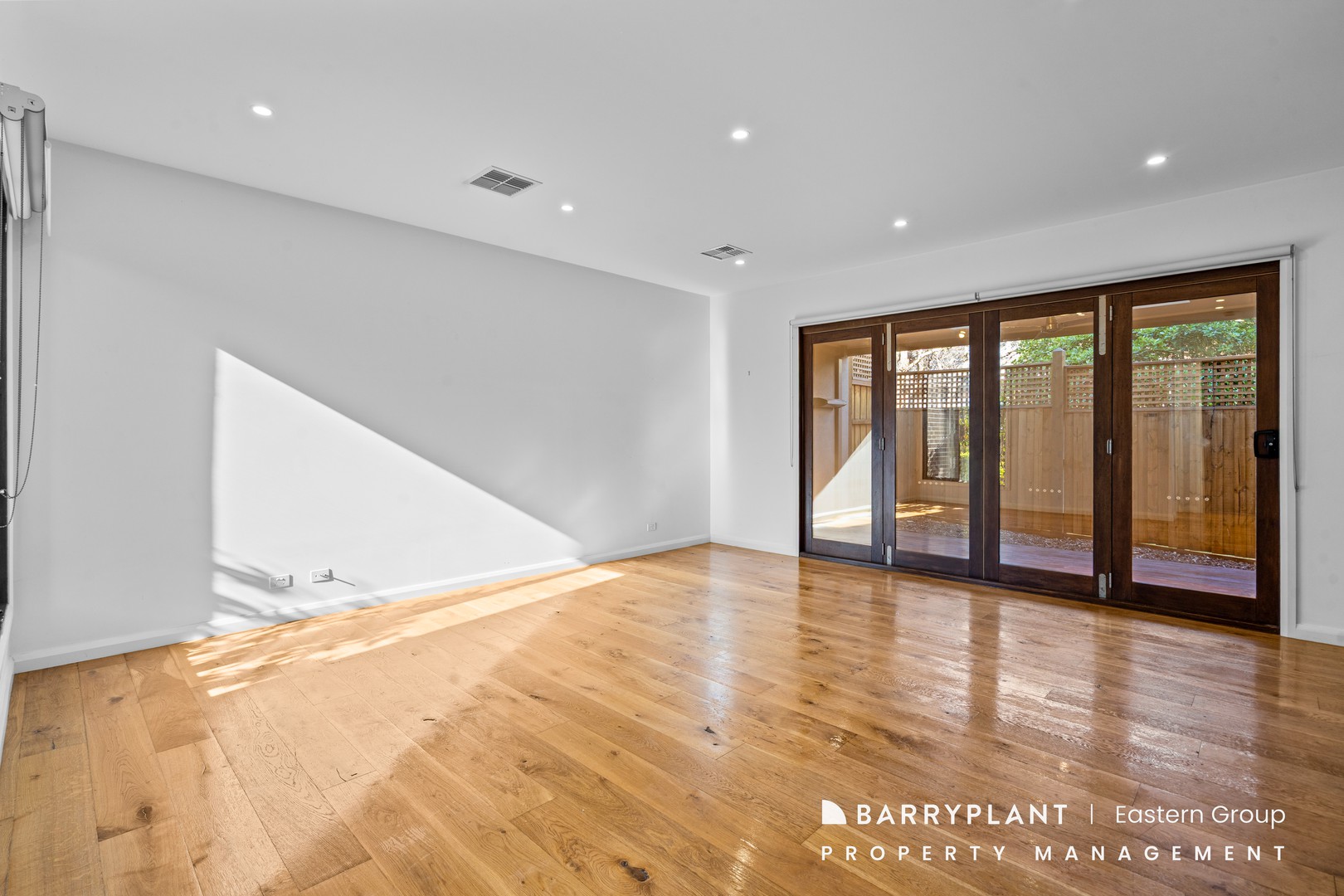 2/5 Leura Street, Doncaster East, VIC 3109, Doncaster East - Thumbnail 3