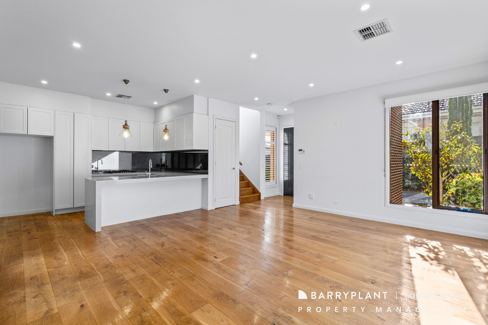 2/5 Leura Street, Doncaster East, VIC 3109, Doncaster East - Thumbnail 4
