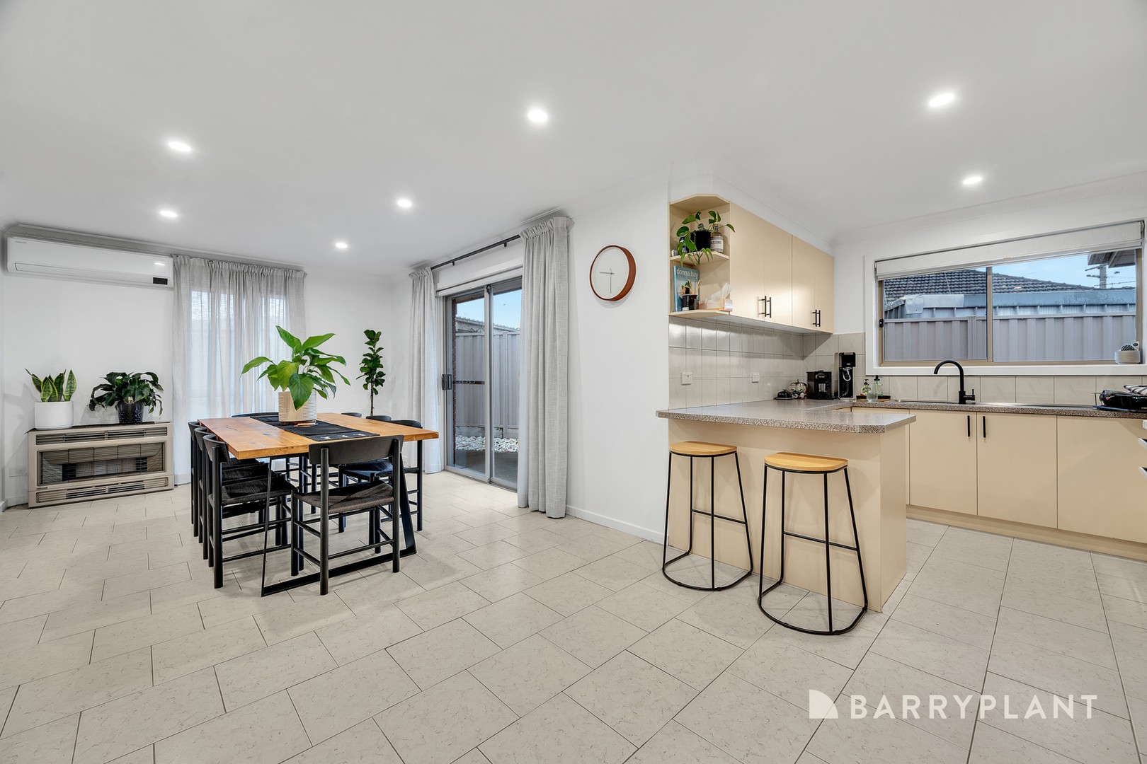2/5 Luzon Court, Lalor, VIC 3075, Lalor - Thumbnail 6